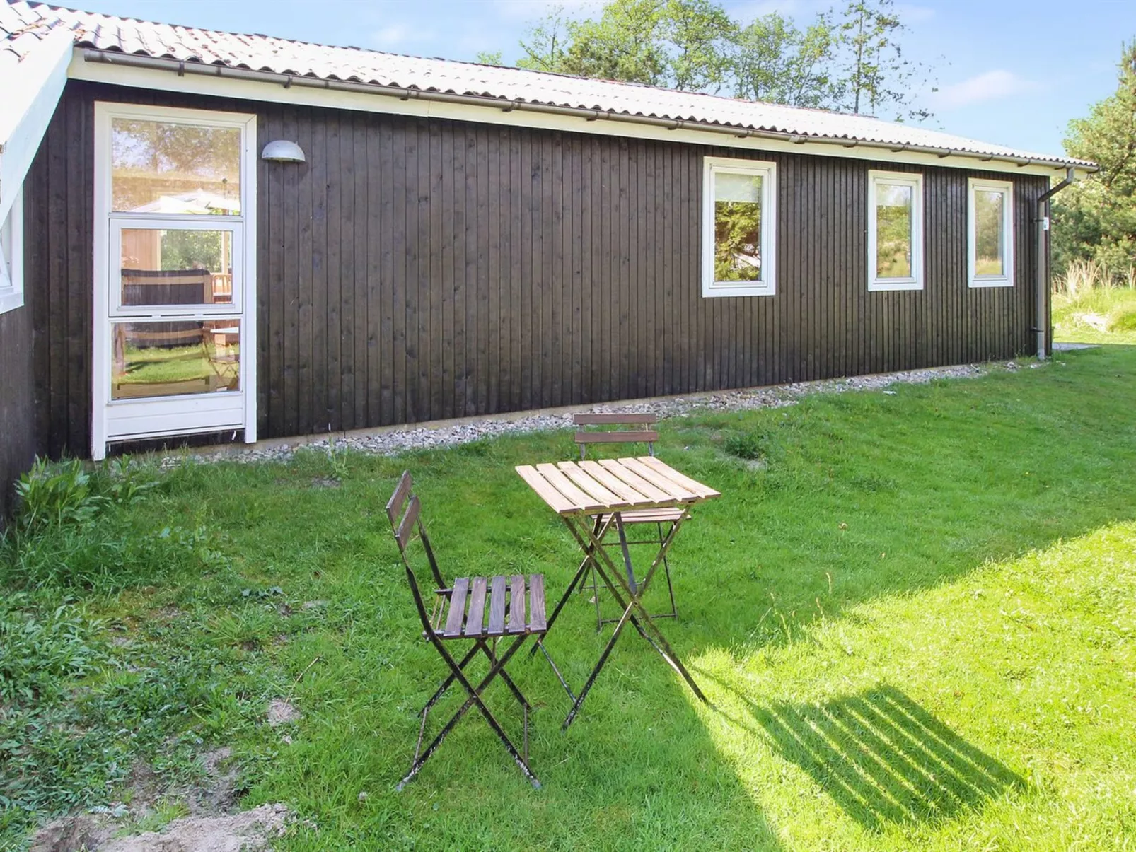 "Nielsine" - 1.5km from the sea