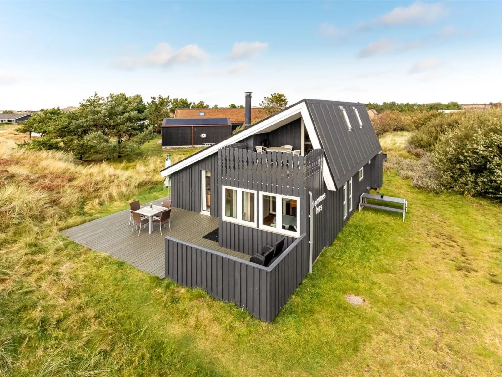 "Casandra" - 600m from the sea