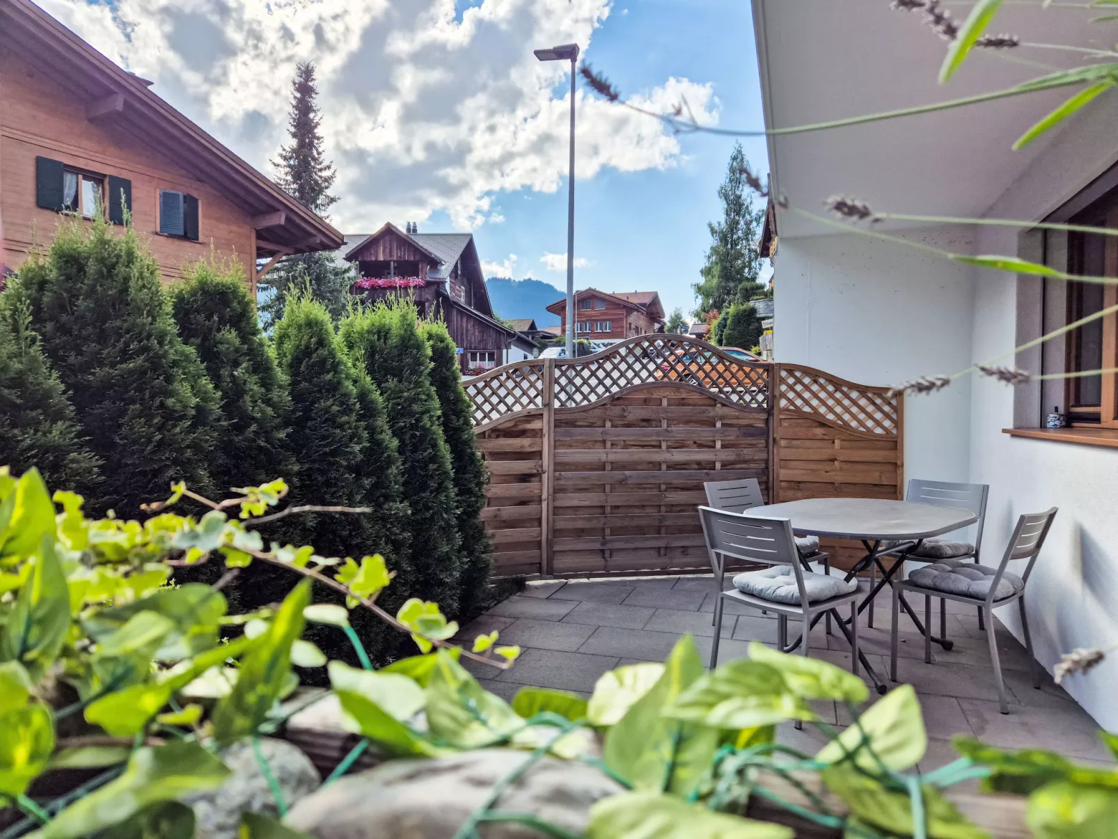 Chalet La Muntaniala-Draußen