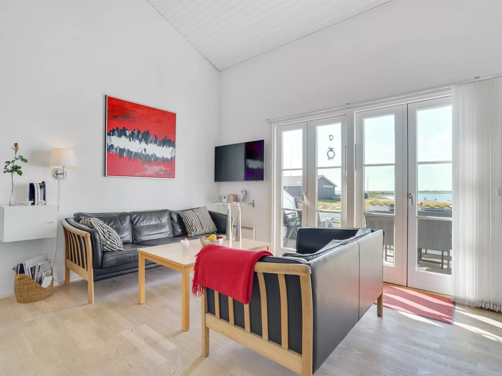 "Idunn" - 100m to the fjord