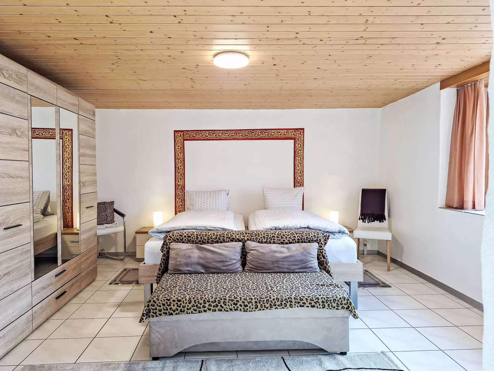 Am Brienzersee-Inside