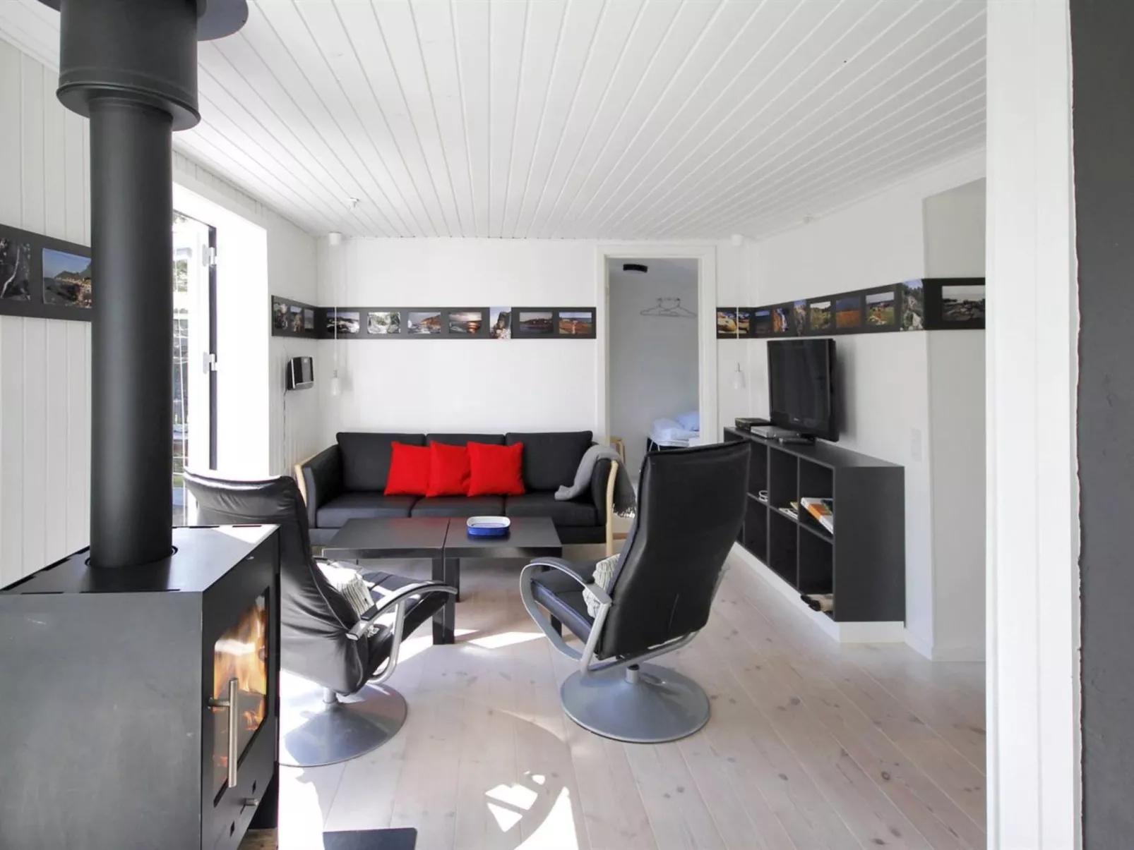 "Evert" - 250m from the sea