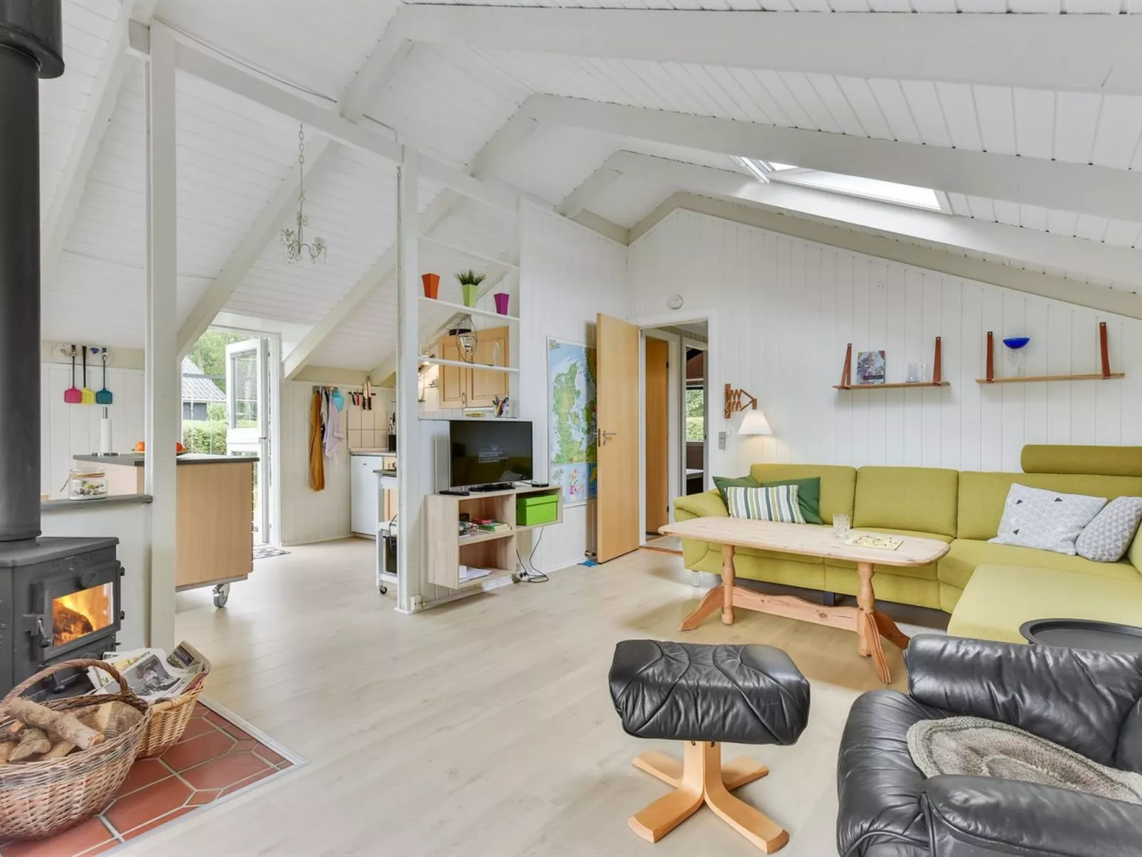 "Ullakarin" - 350m from the sea