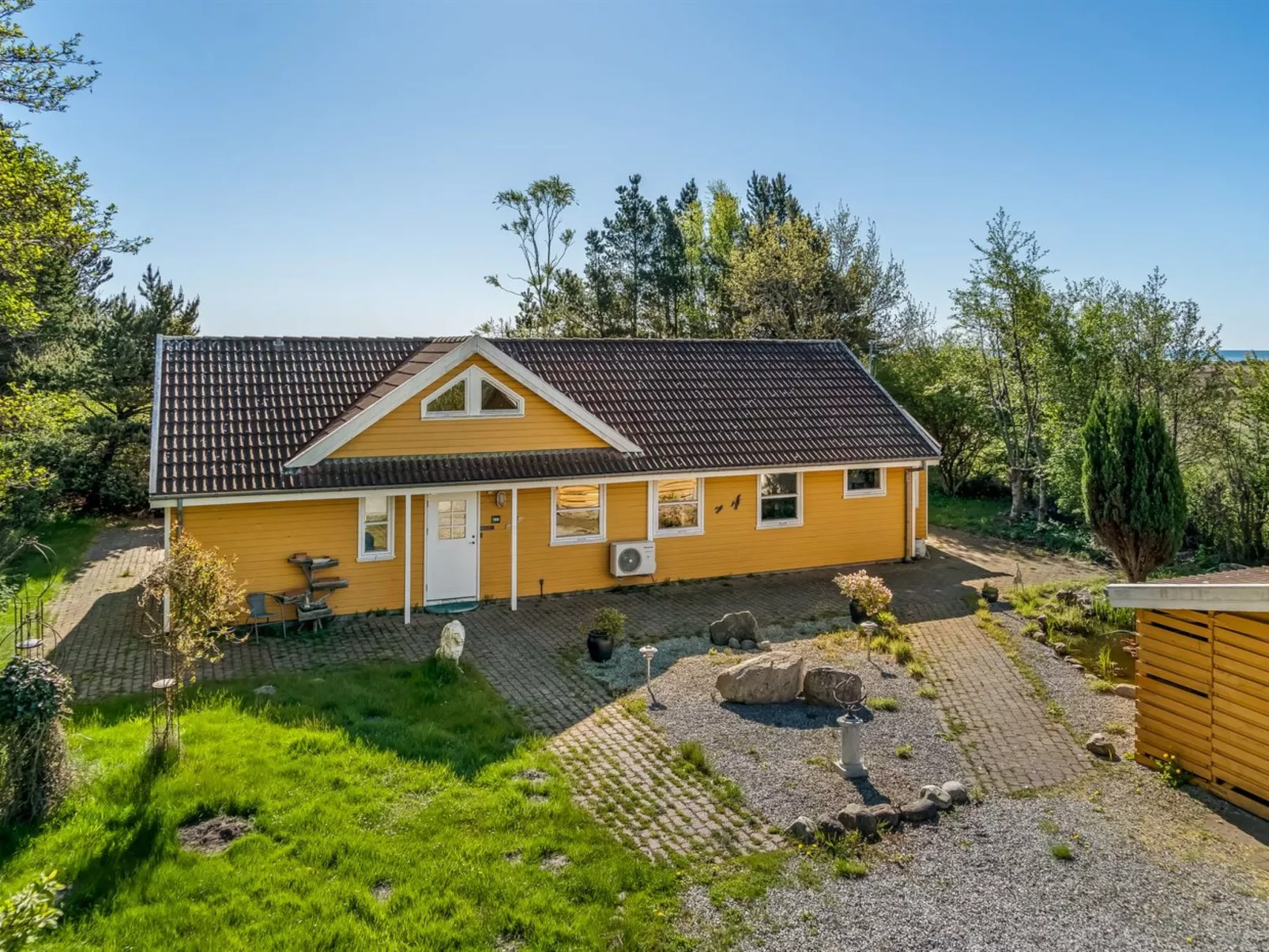 "Annestine" - 200m from the sea-Draußen