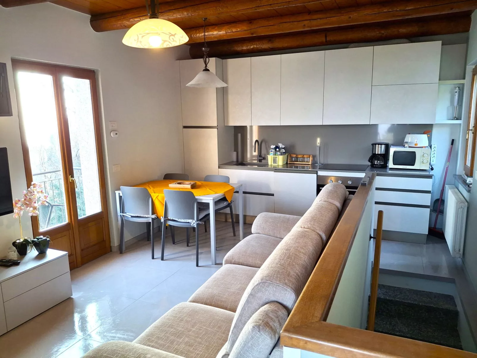 Lo Scoiattolo-Dedans