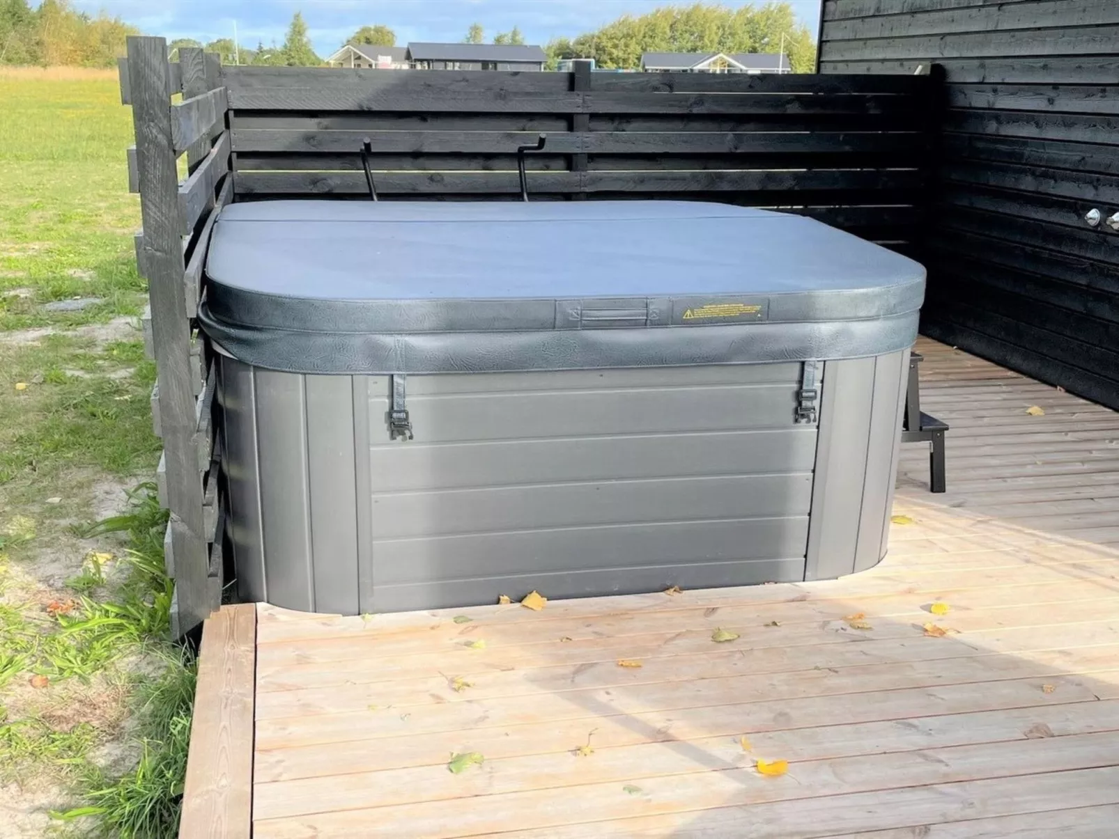 "Vanna" - 1.2km from the sea