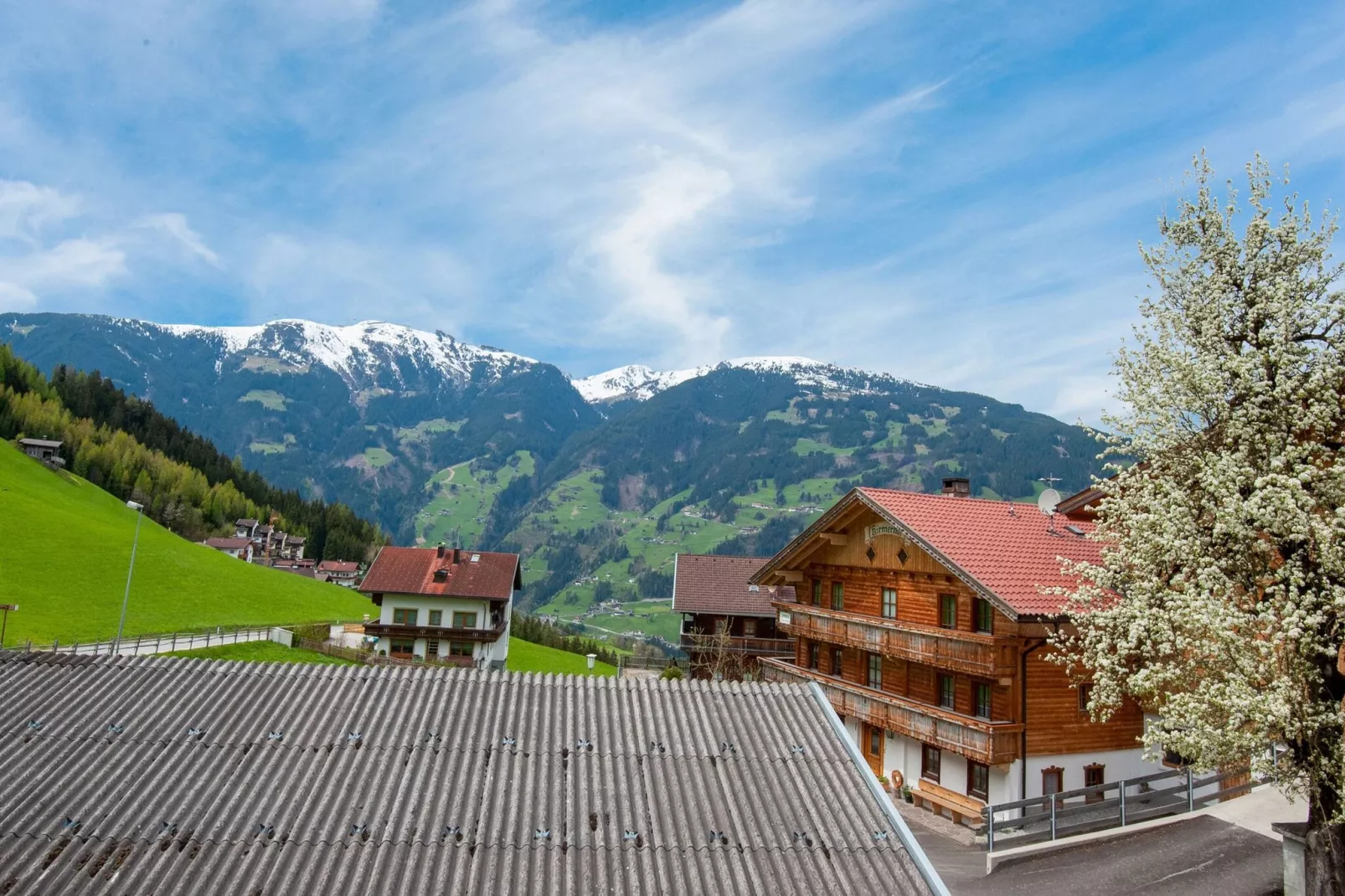 Klammerhof - Zillertalblick klein-View summer