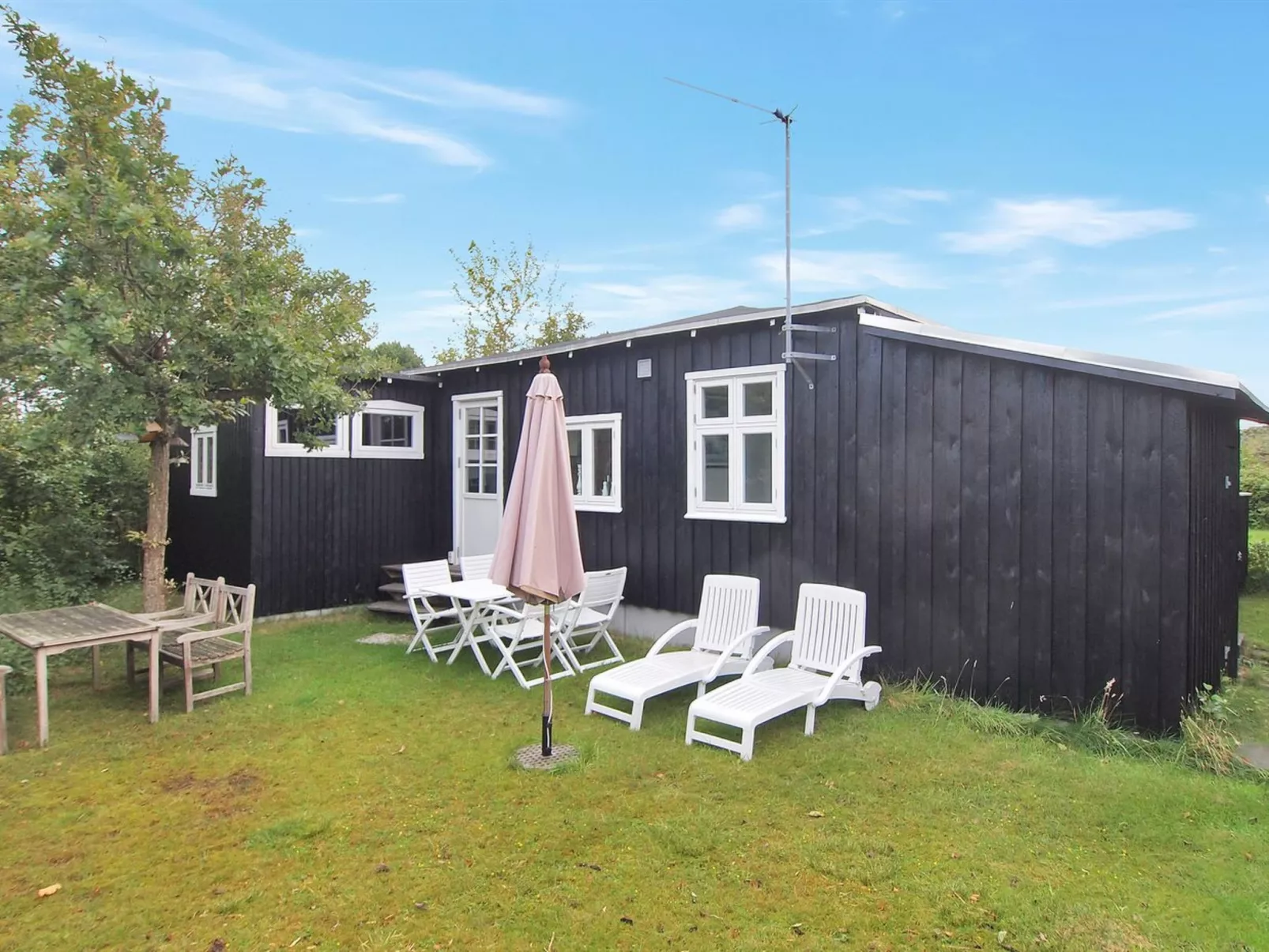 "Alina" - 200m from the sea