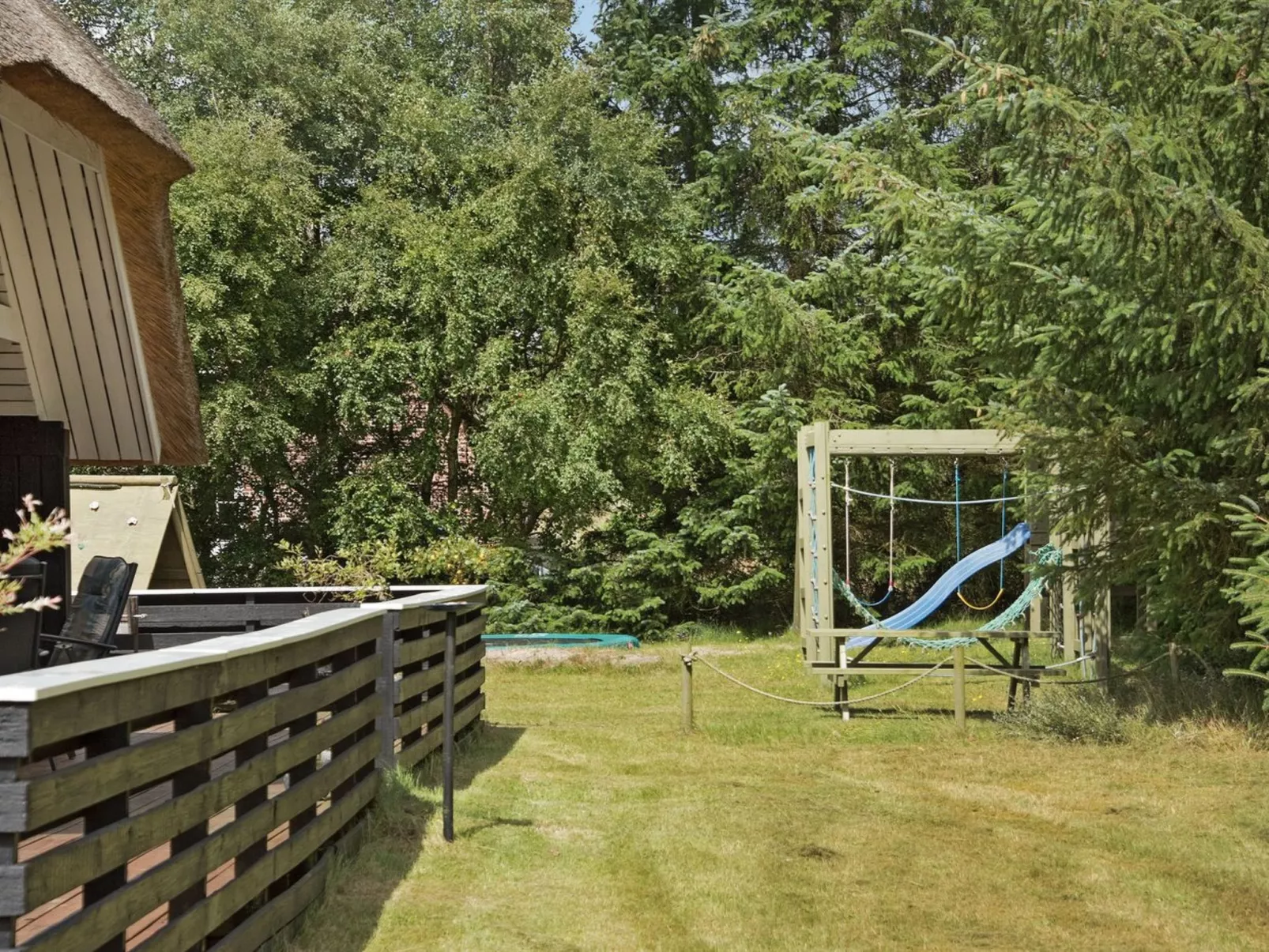 "Patrik" - 1.4km from the sea-Draußen