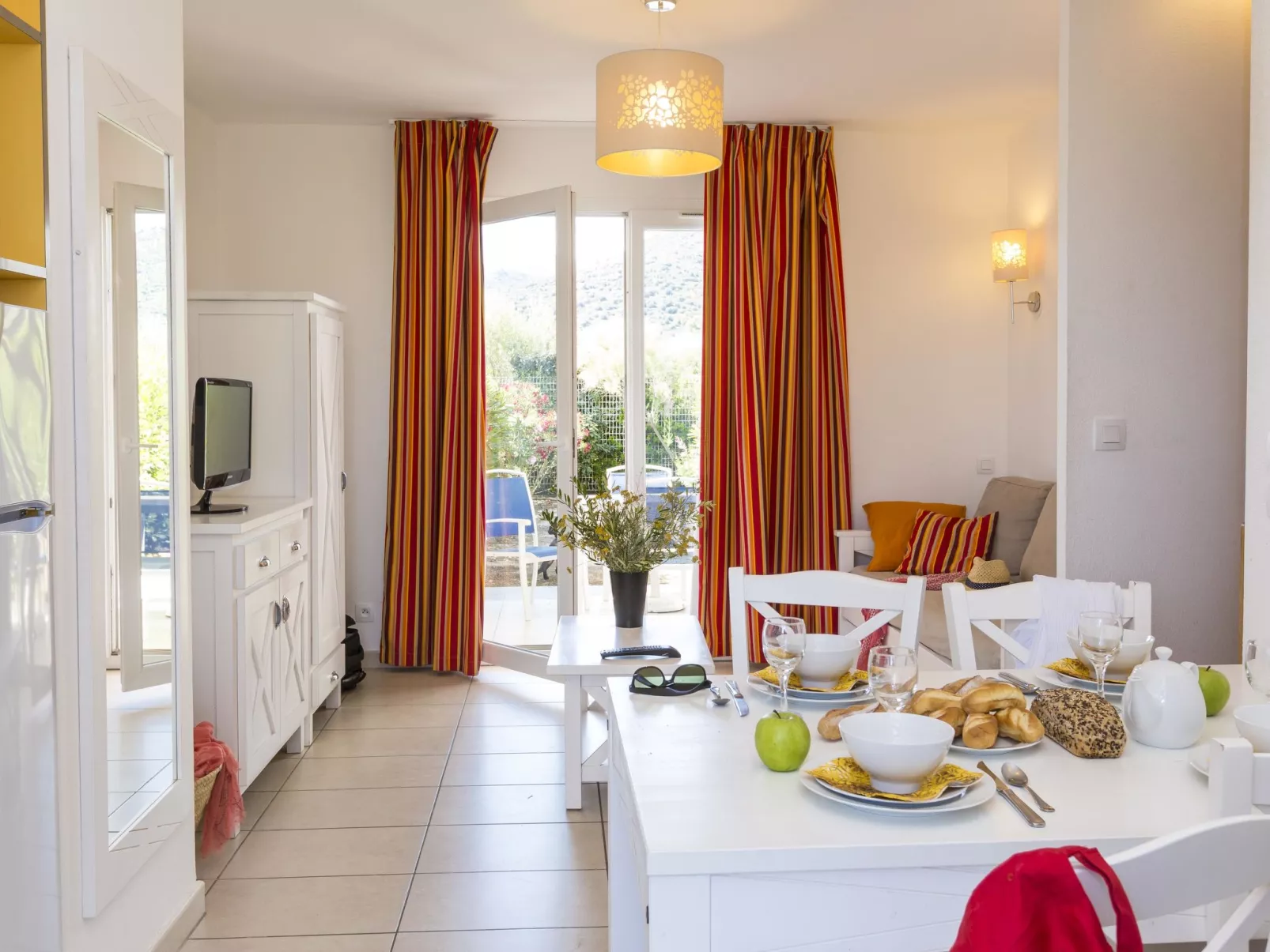 Odalys Référence Les Villas Bel Godère-Drinnen