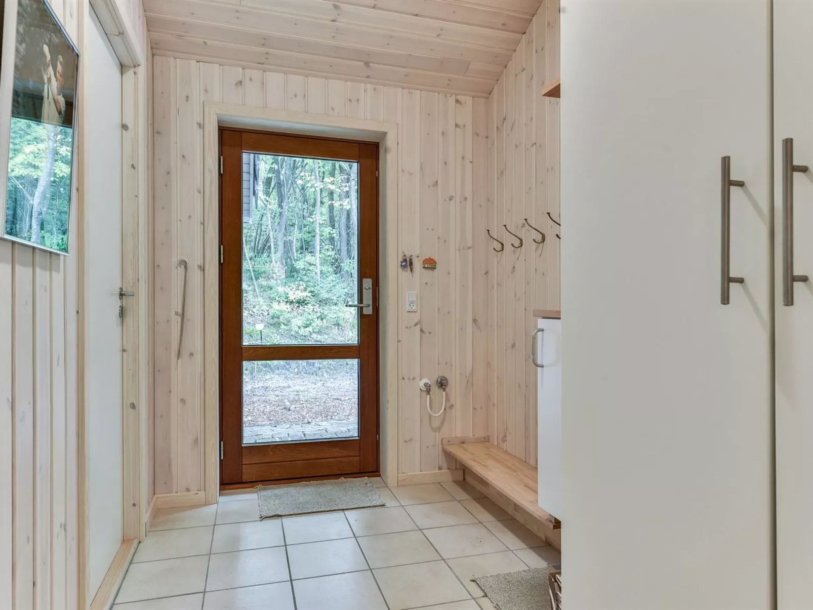 "Nelie" - 40km from the sea