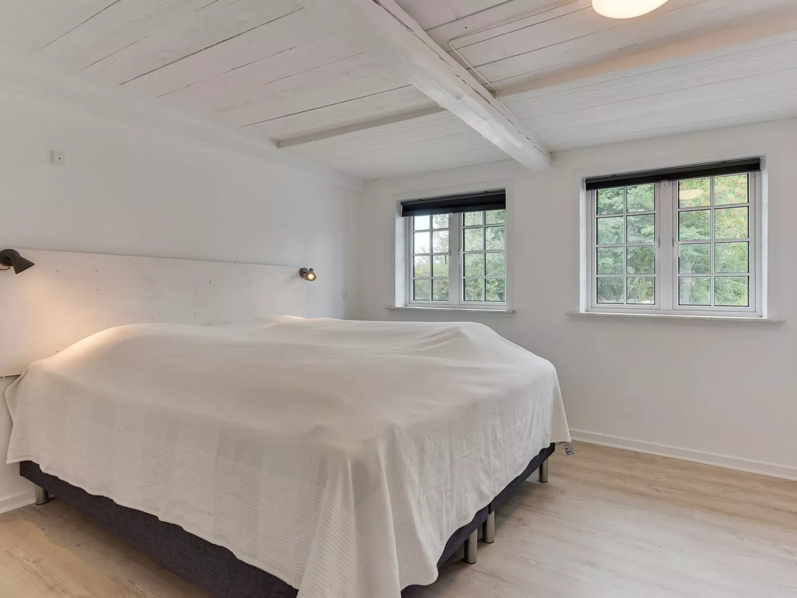 "Alitta" - 27km from the sea