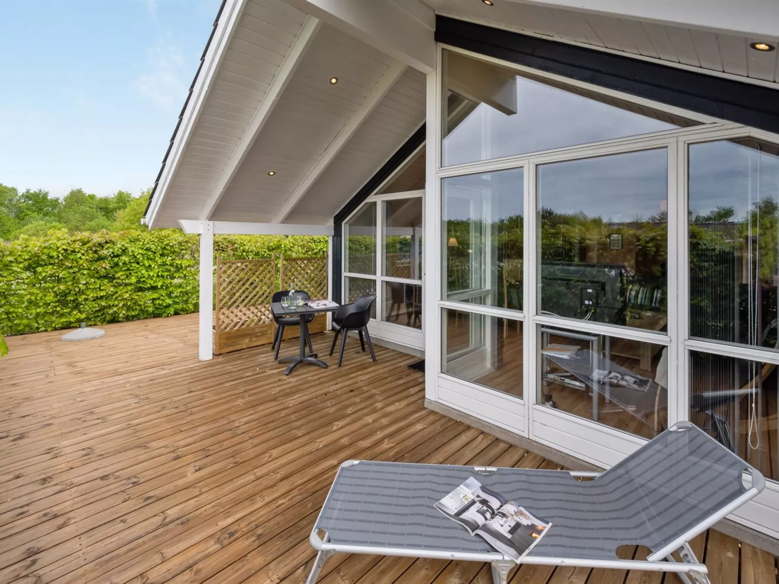 "Binna" - 1.2km to the fjord