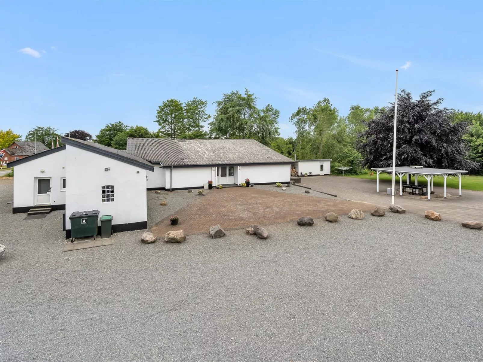 "Arne" - 20km from the sea