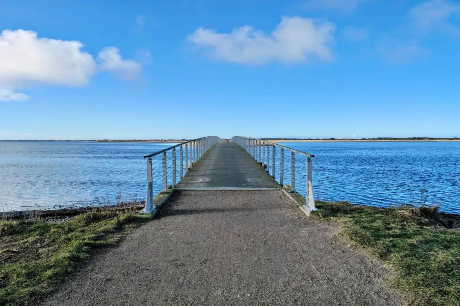 Maison de vacances pour 4 a Ringkøbing-By Traum-Vue sur l'eau