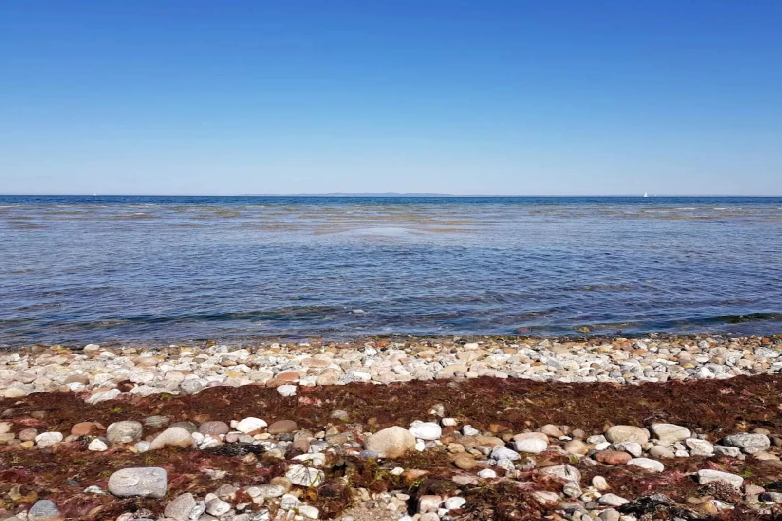 6 person holiday home in Dronningmølle-By Traum-Water view