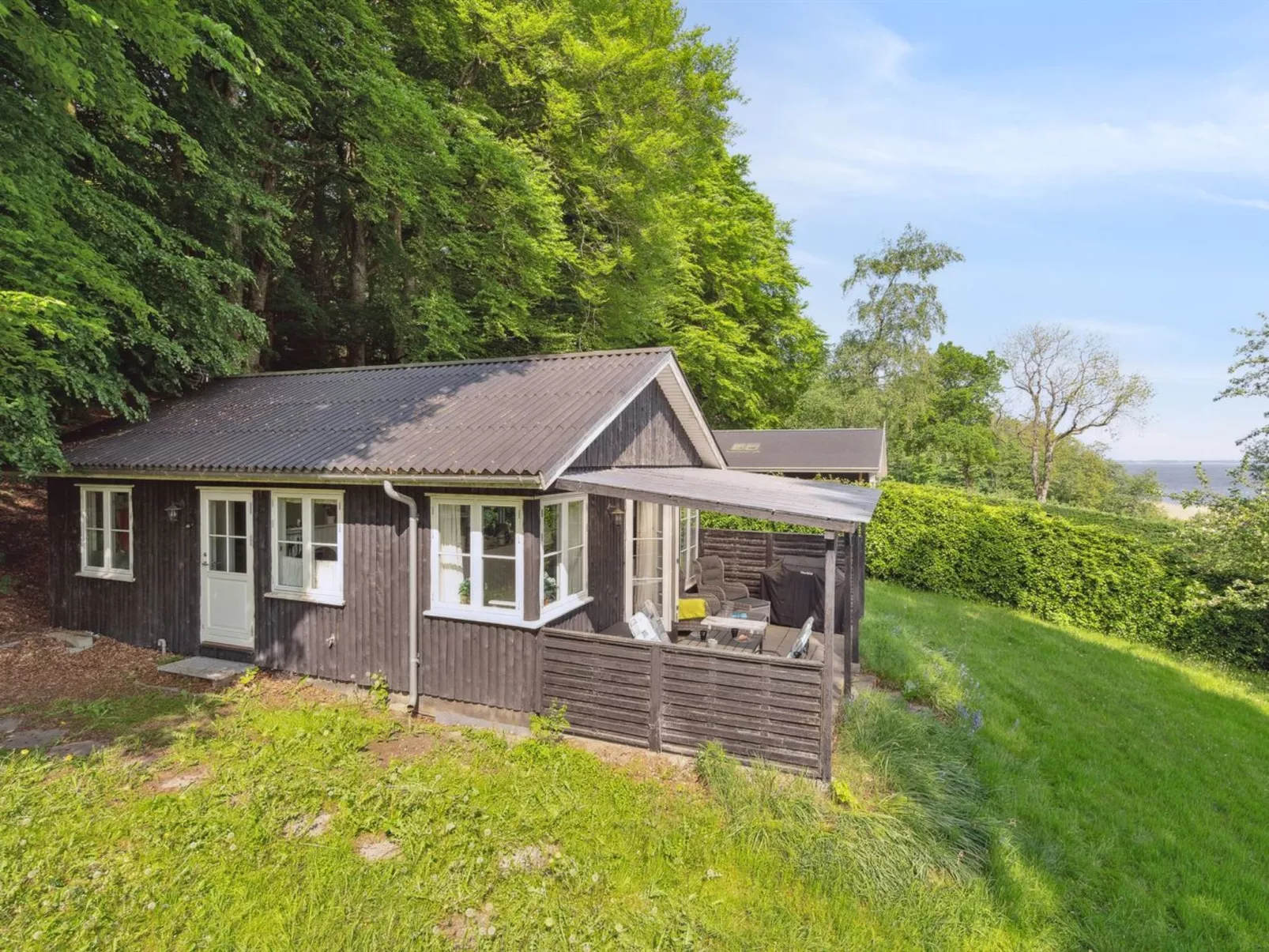 "Ginne" - 100m to the fjord