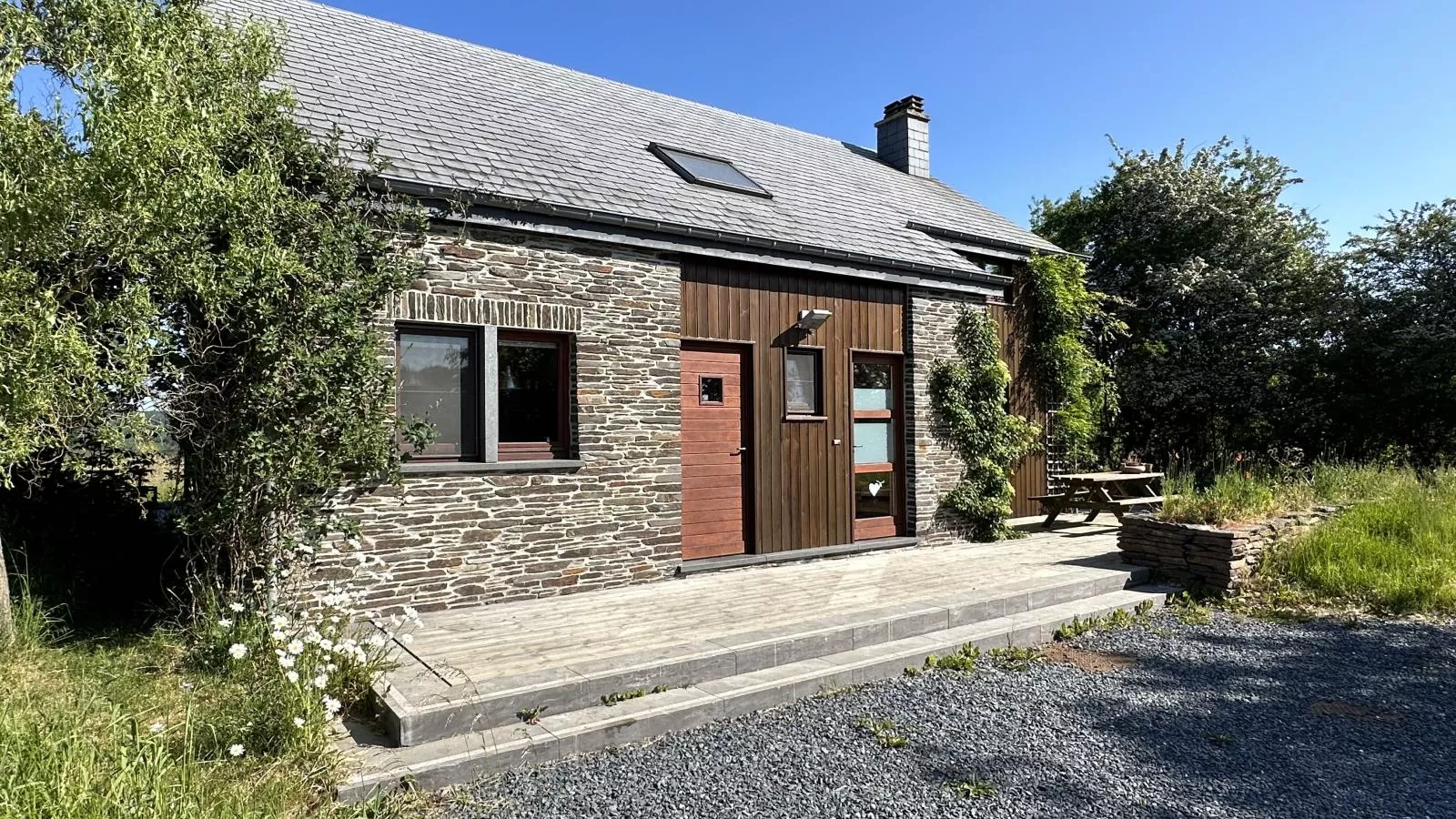 Vakantiehuis Wilogne-Exterior summer