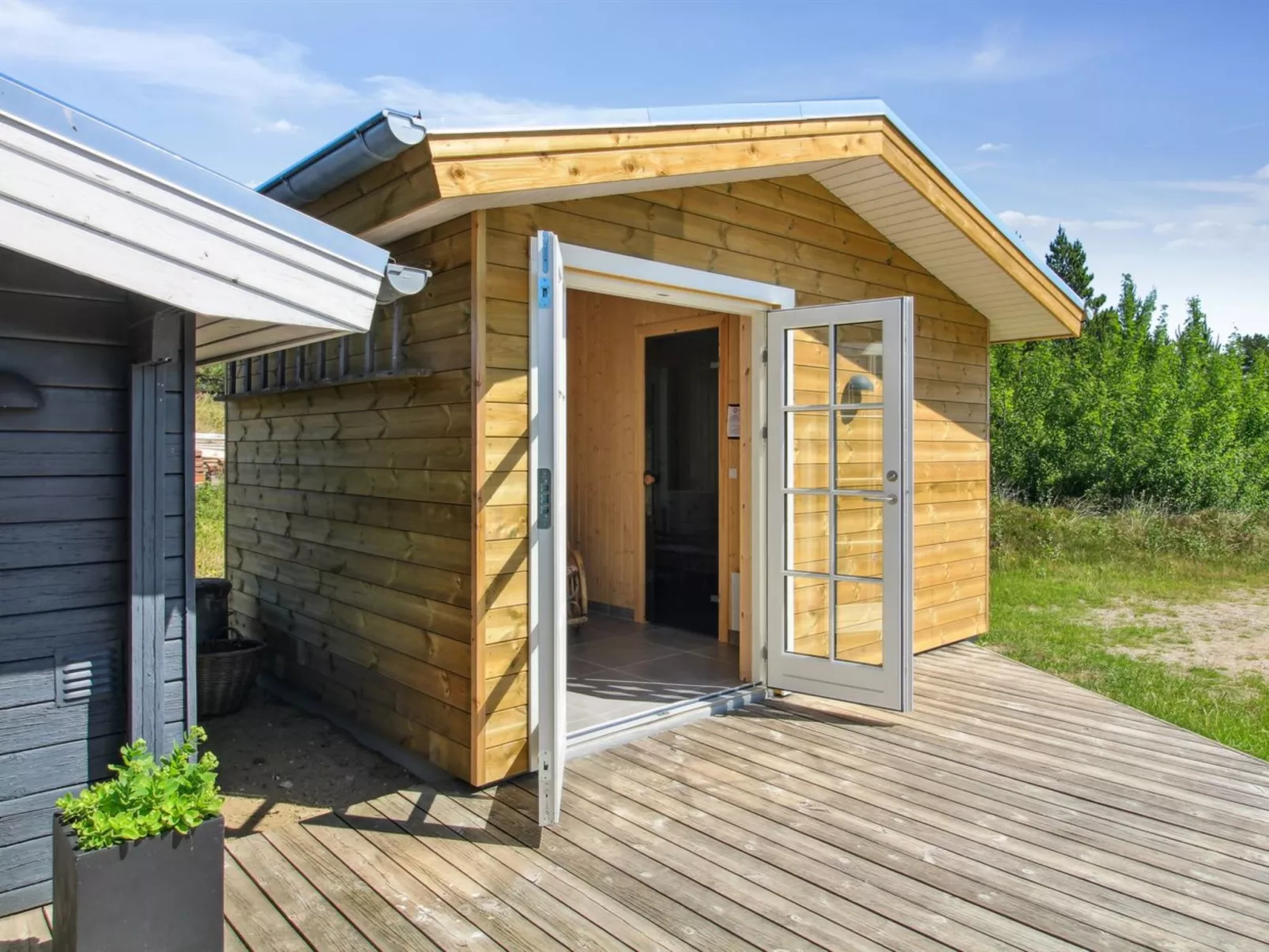 "Venild" - 1.9km from the sea-Drinnen