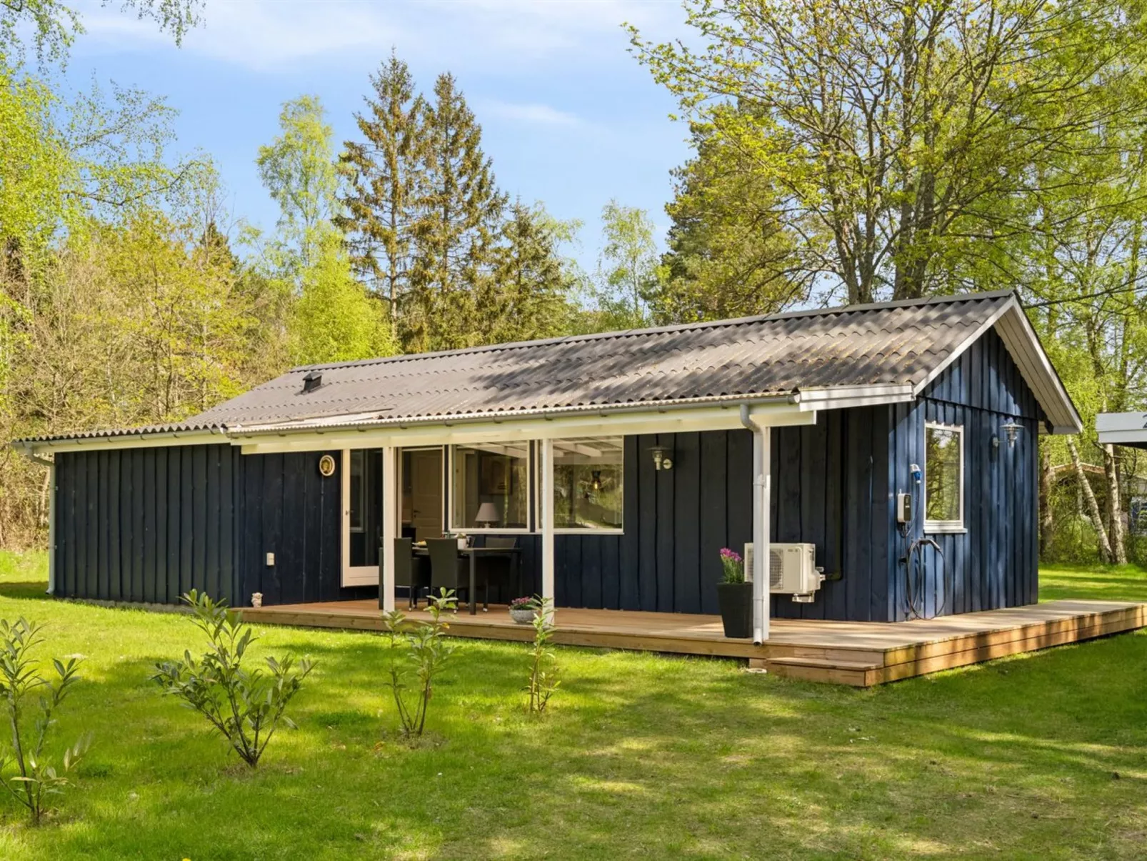 "Esmer" - 8km from the sea