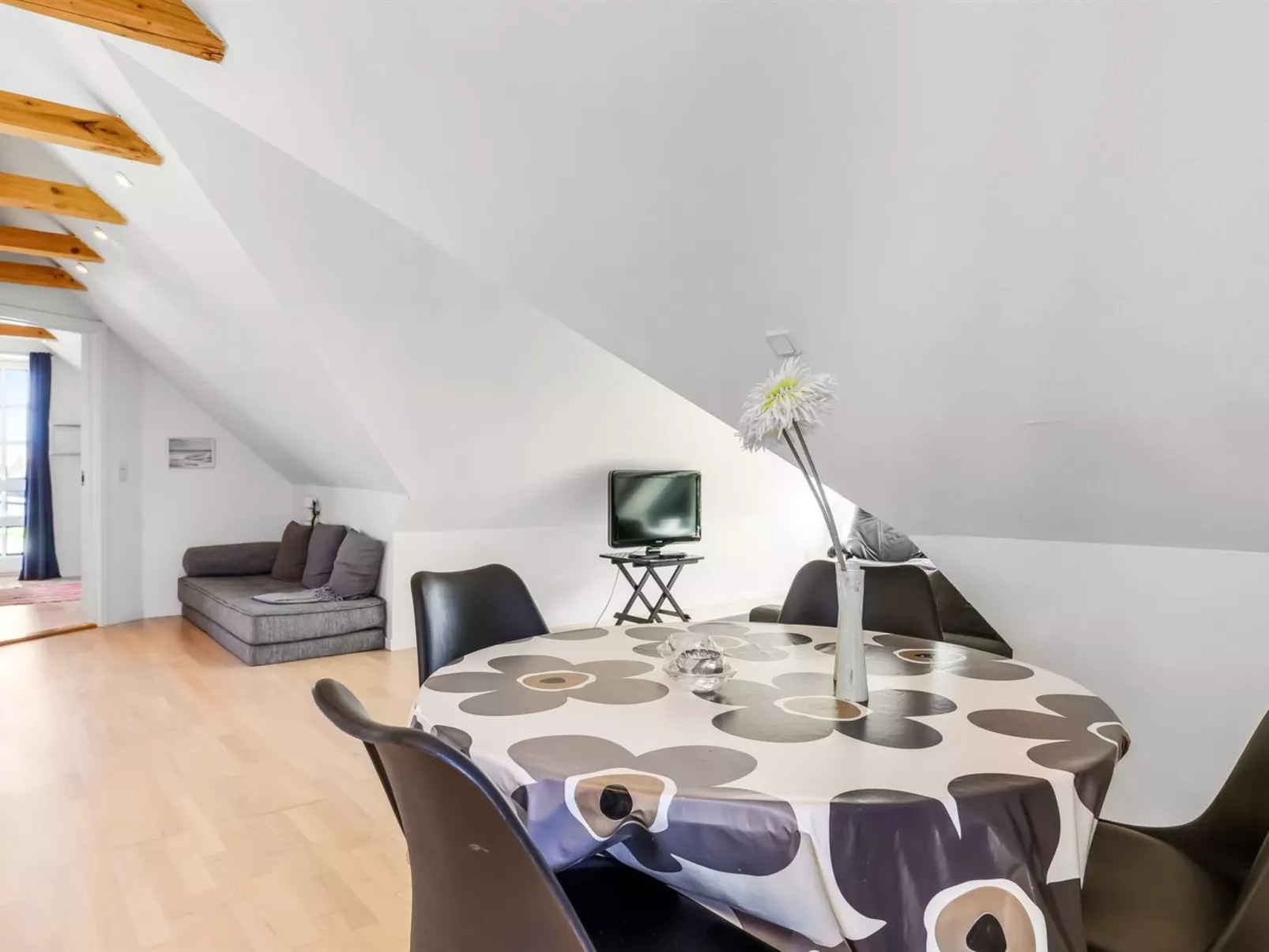 "Rosabel" - 1km from the sea