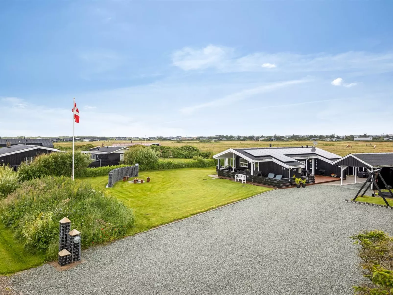 "Tinja" - 700m from the sea