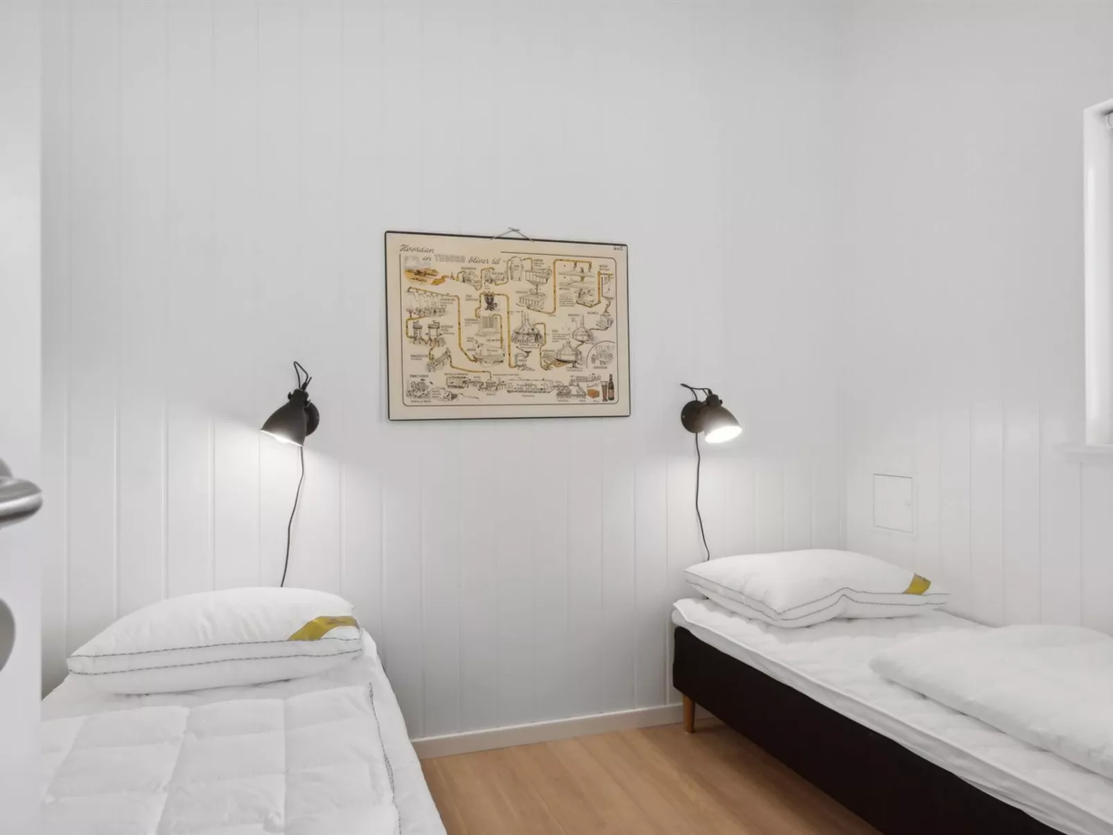 "Tinja" - 900m from the sea