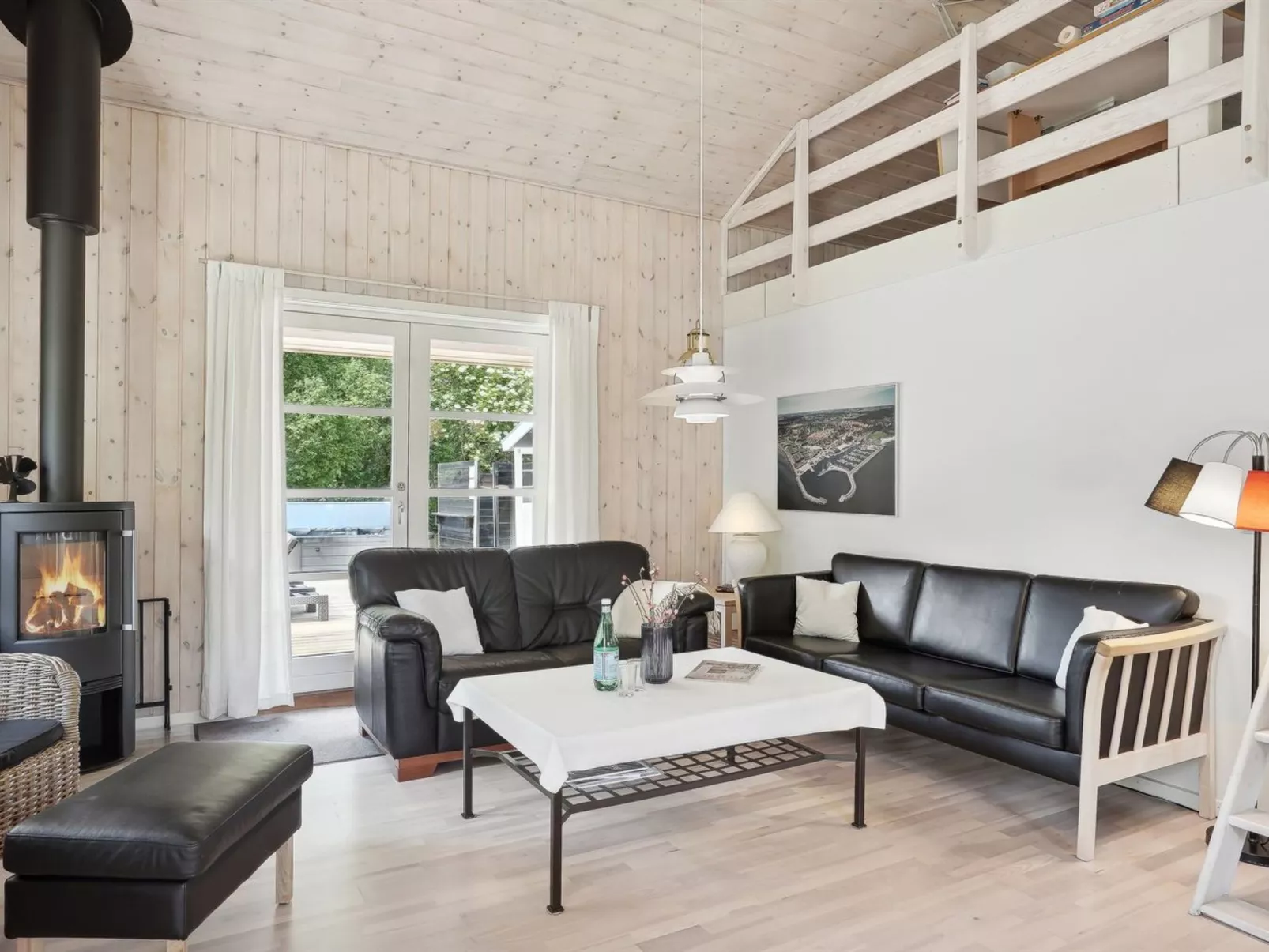 "Tia" - 1.4km from the sea