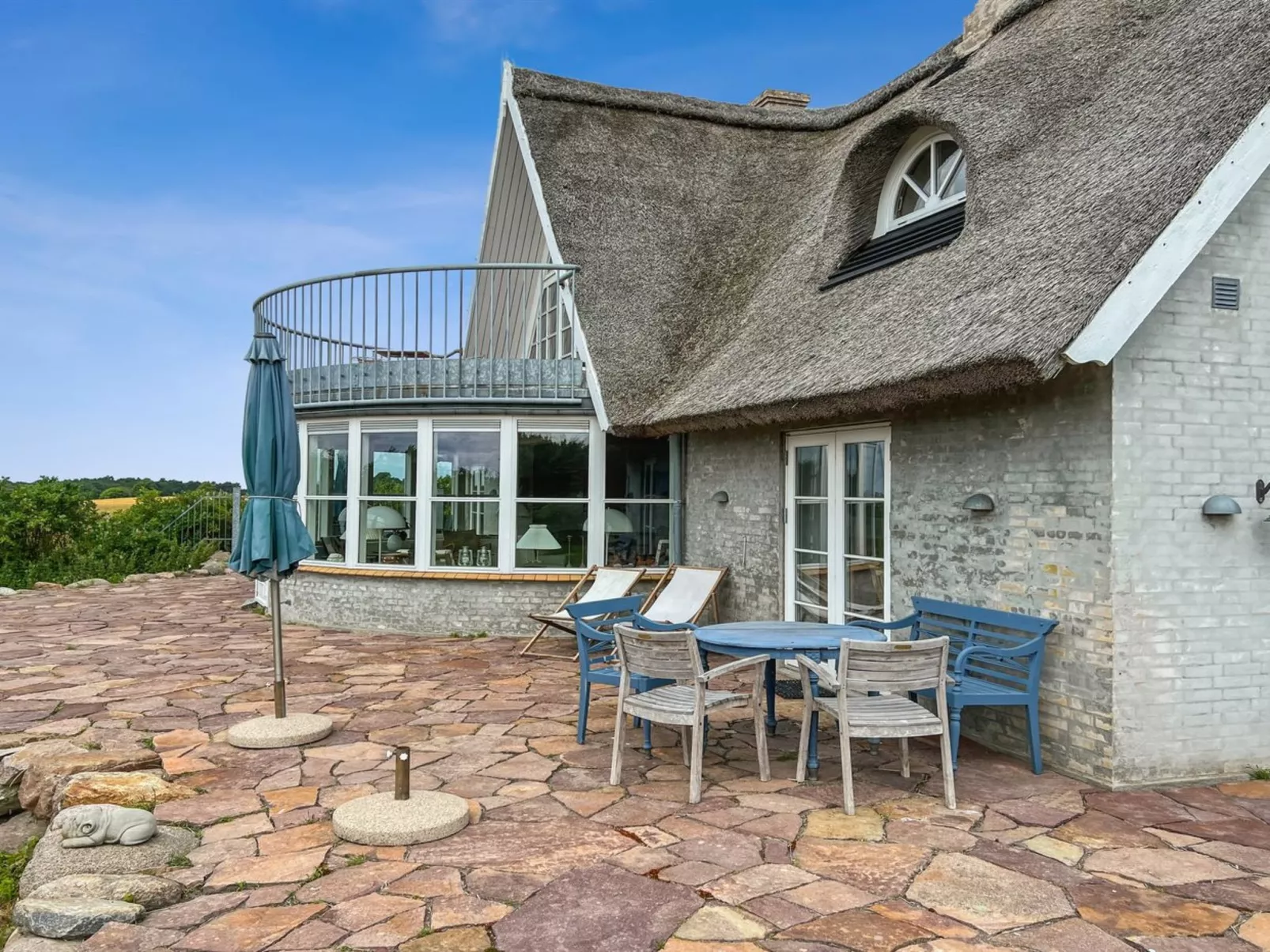 "Herlek" - 450m from the sea