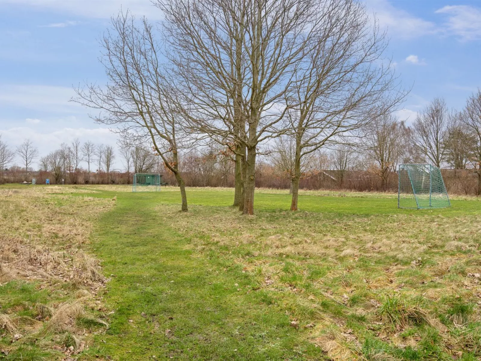 "Chrisse" - 250m from the sea