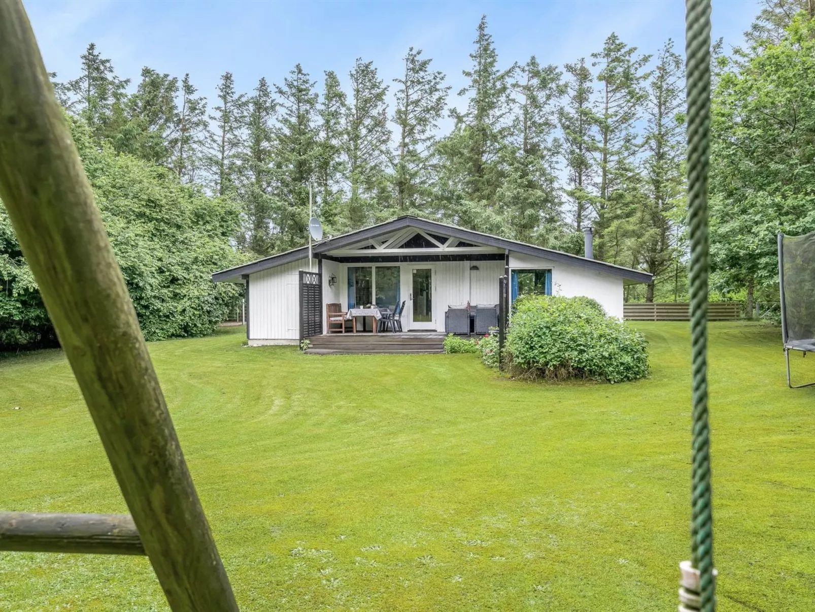 "Suri" - 200m to the fjord