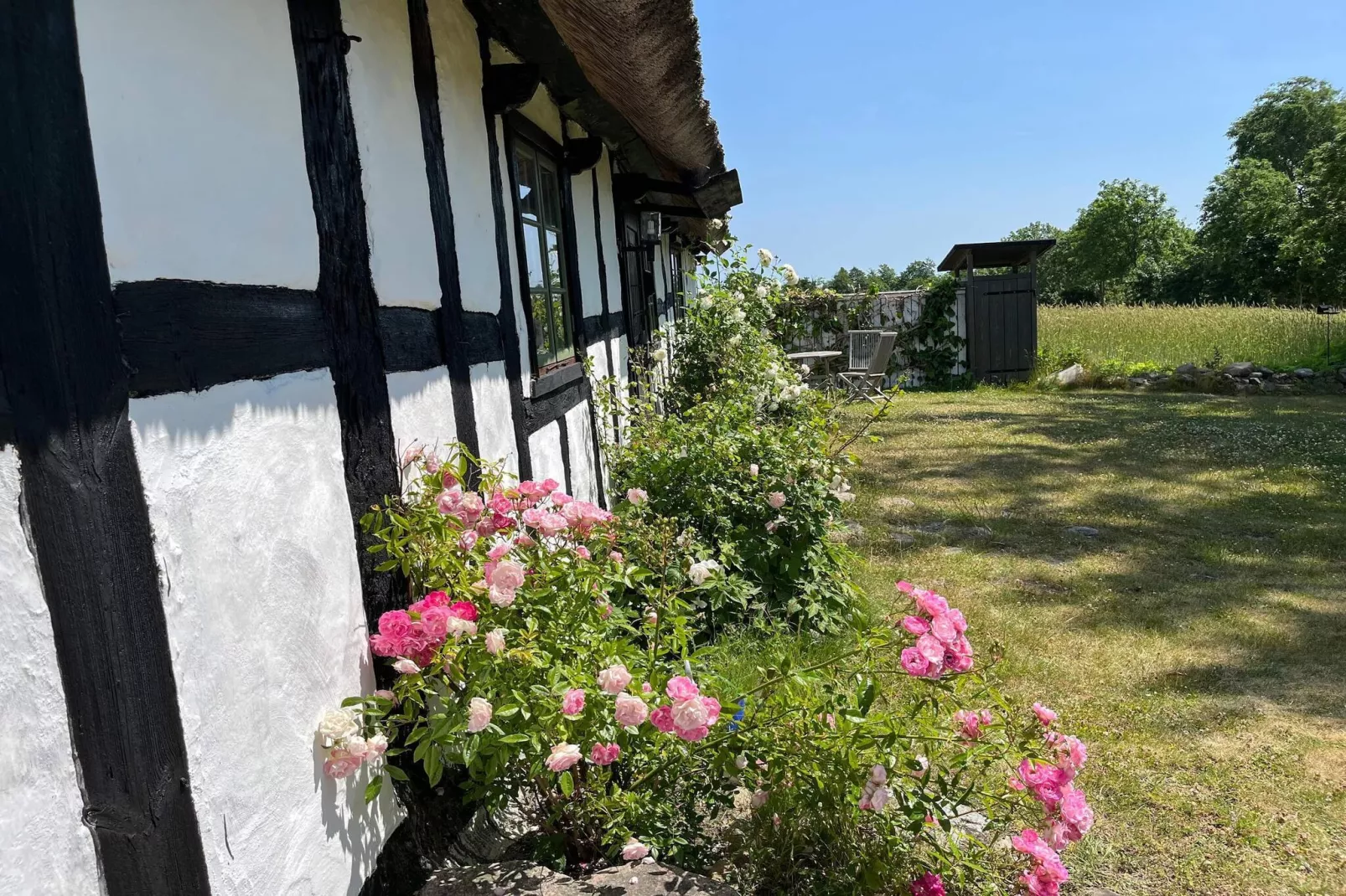Timber Cottage with Rustic Charm