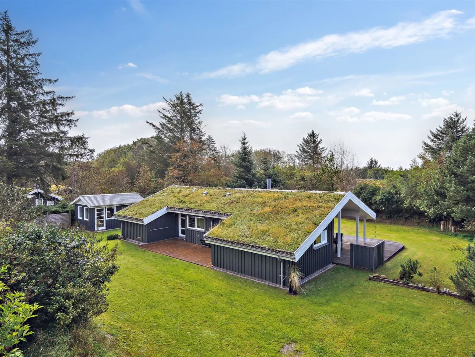 "Sigbritt" - 2.6km from the sea