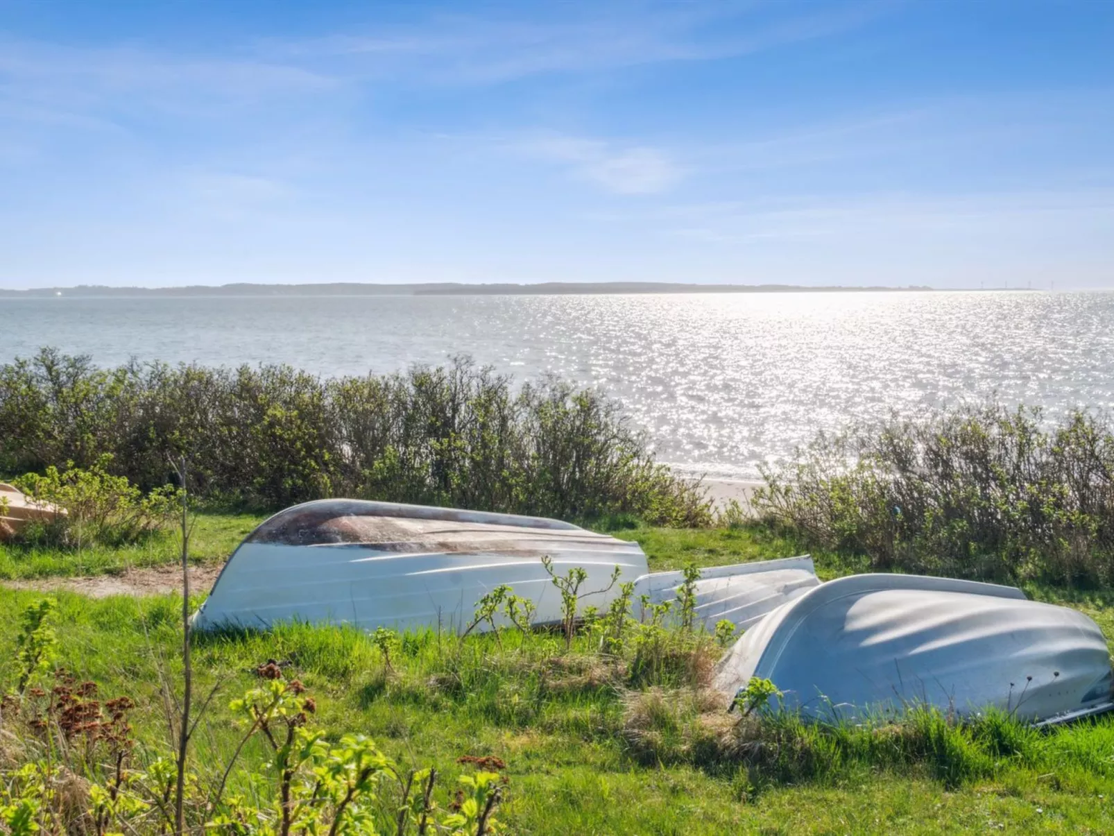 "Asel" - 25m from the sea