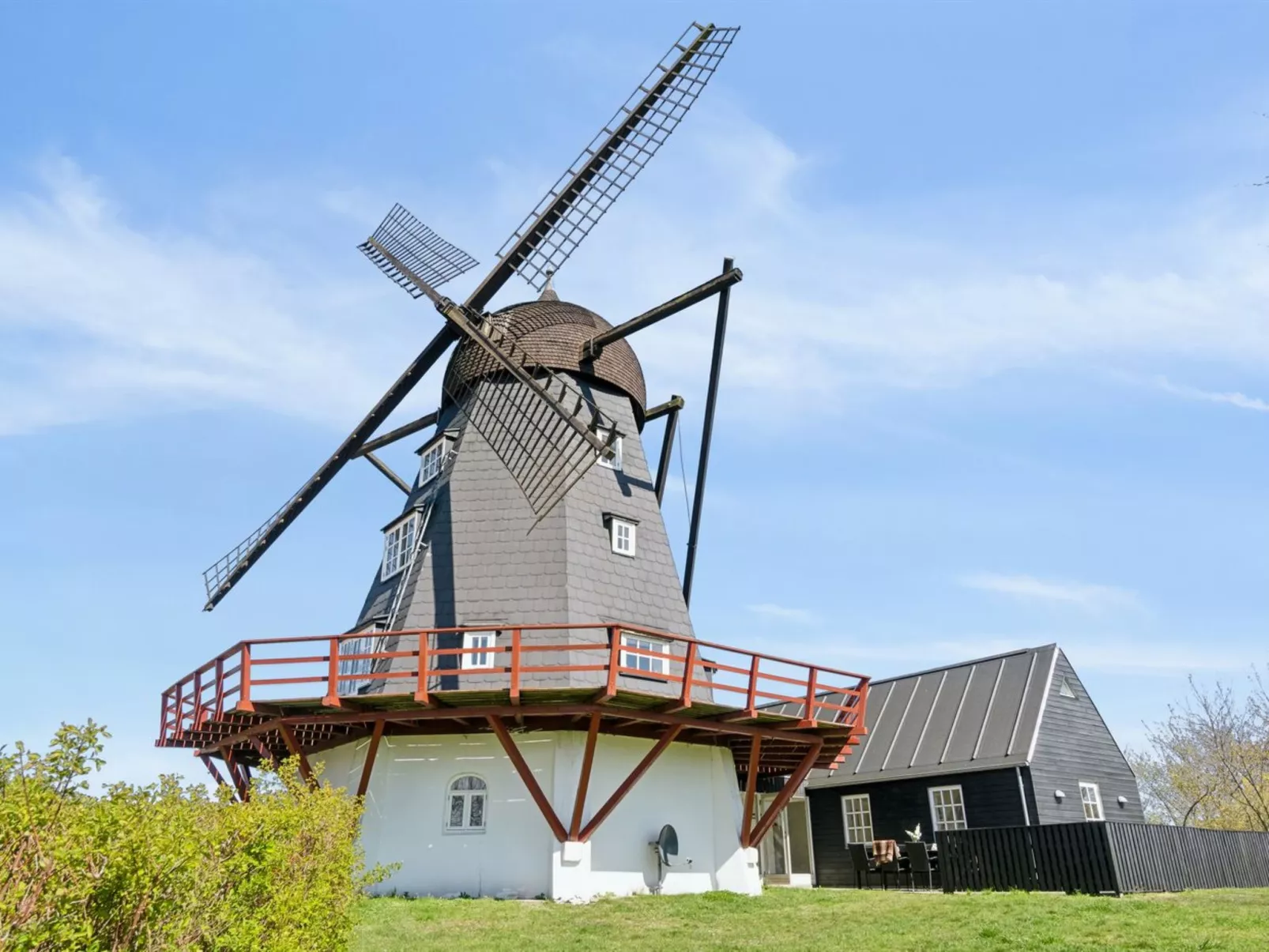 "Fania" - 500m from the sea