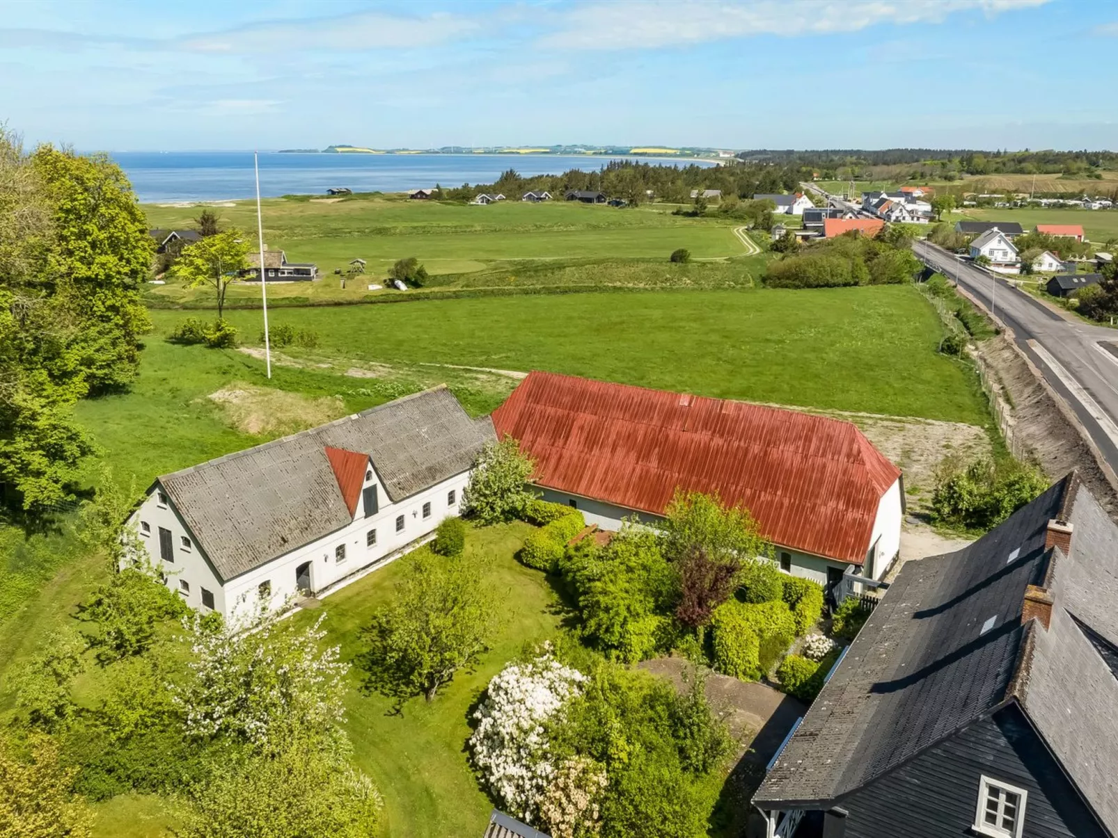 "Ejnarine" - 600m to the fjord