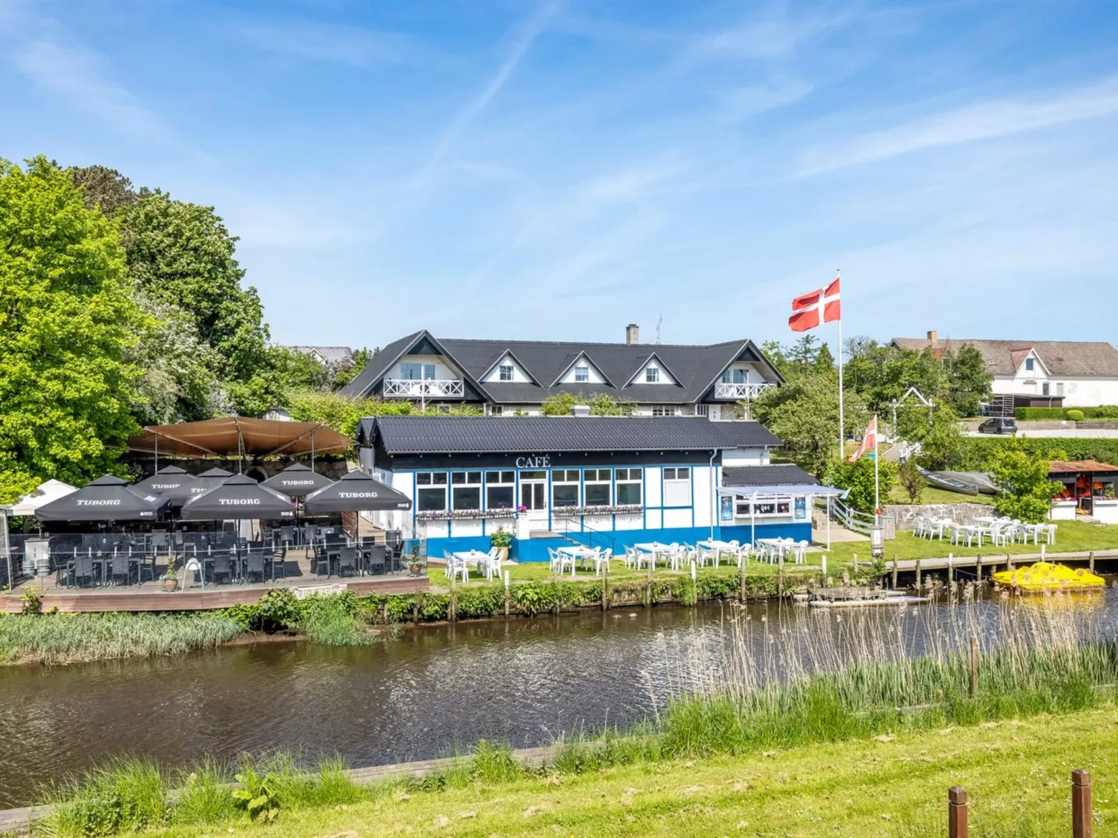 "Gilbert" - 500m from the sea