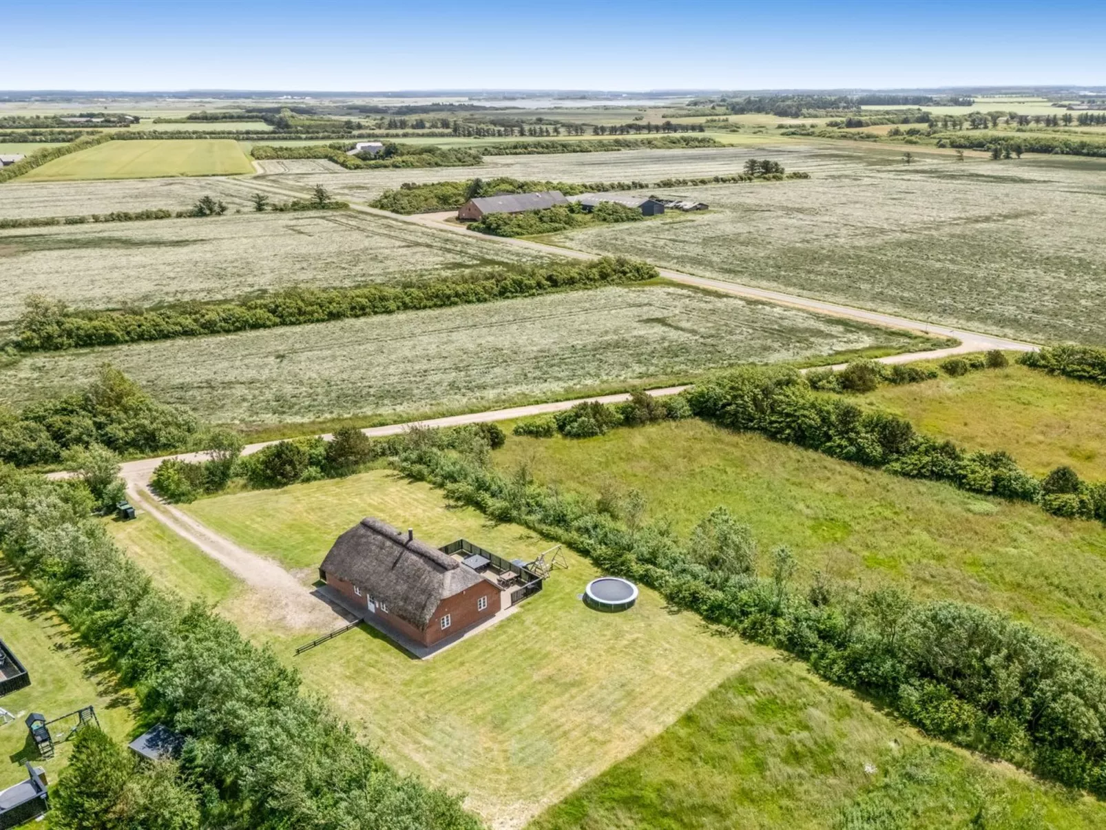 "Birette" - 1.2km from the sea