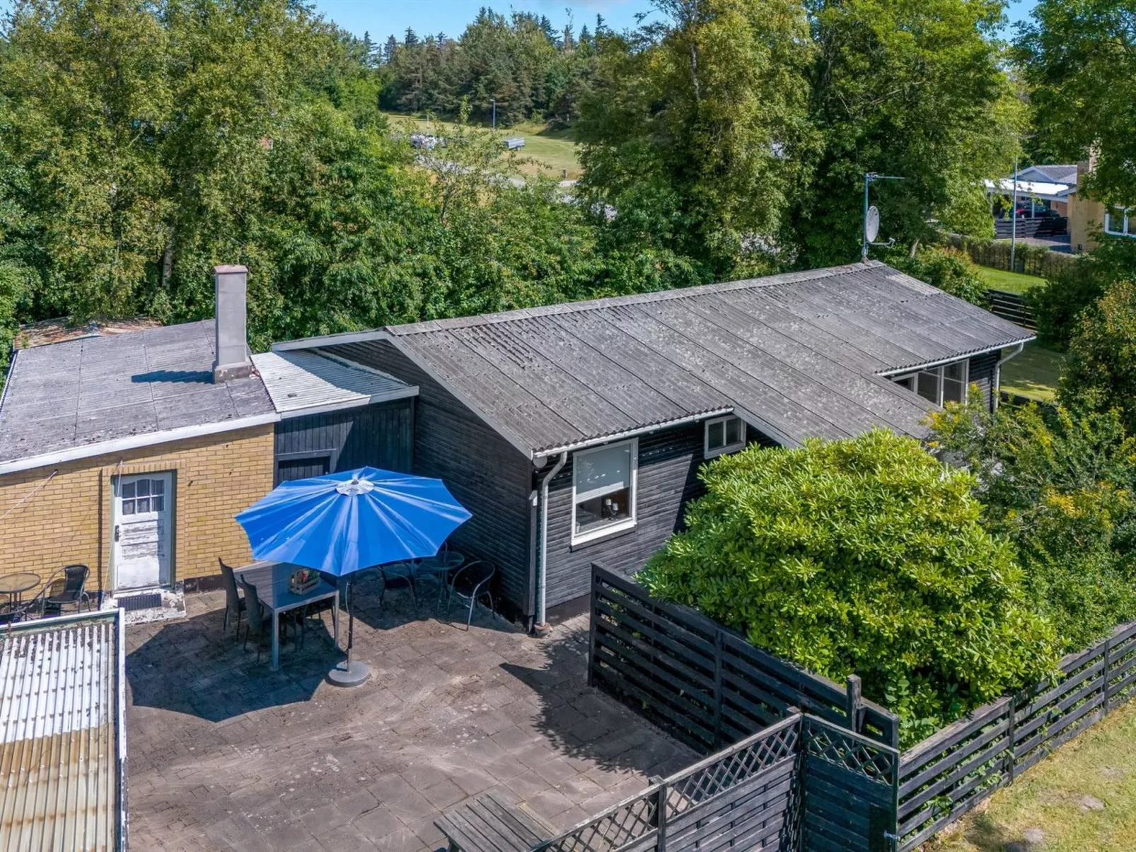 "France" - 5km from the sea-Draußen