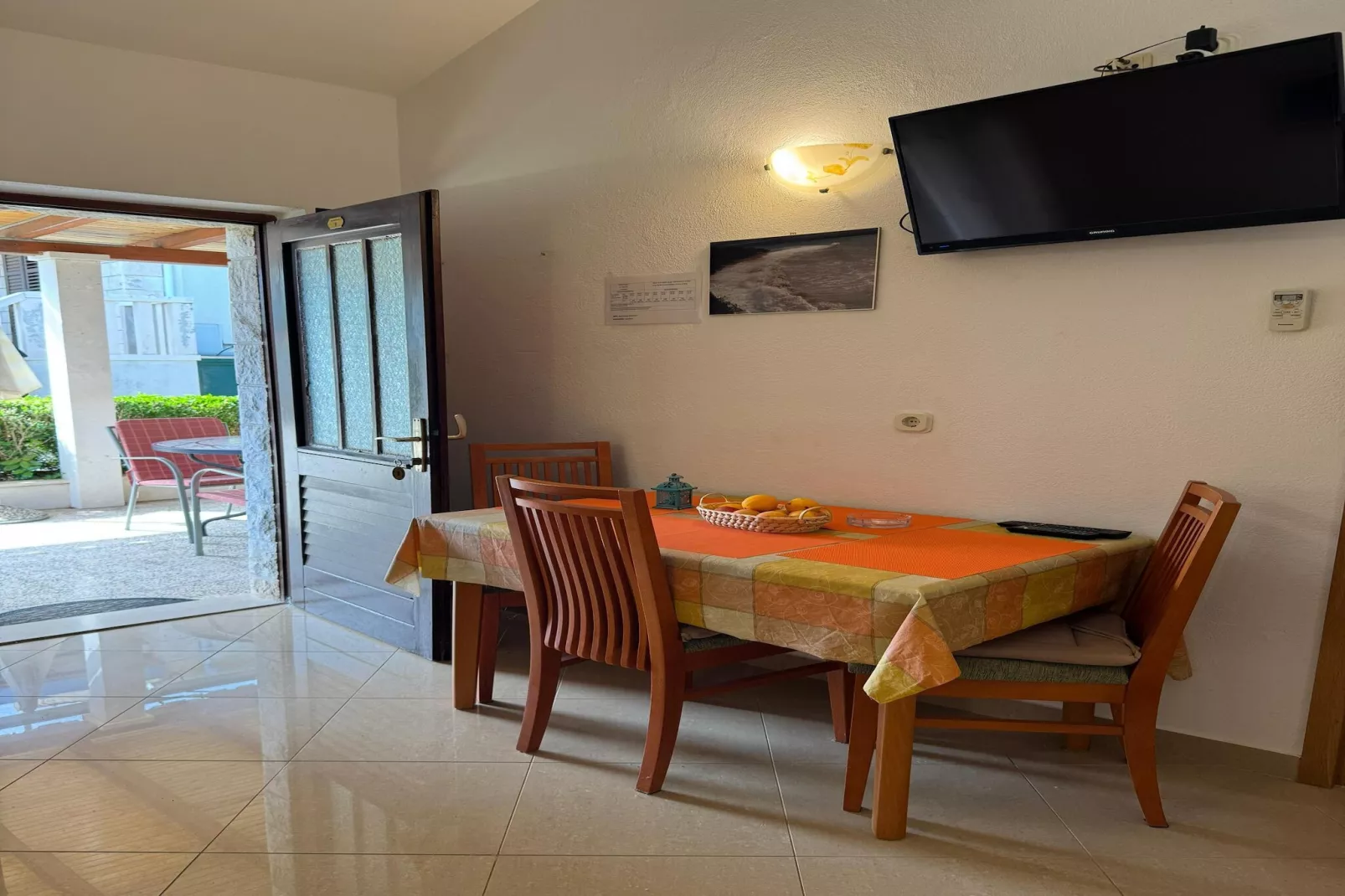 Apartments Magdalena - Bungalow with terrace (A1)-Dining room