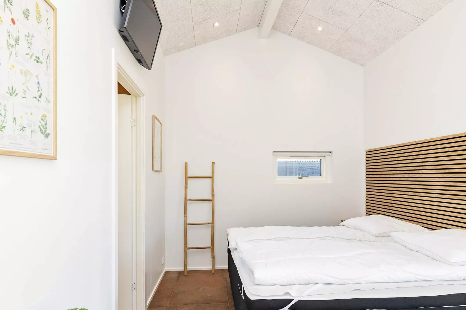 12 person holiday home in Jerup-By Traum-Indoor