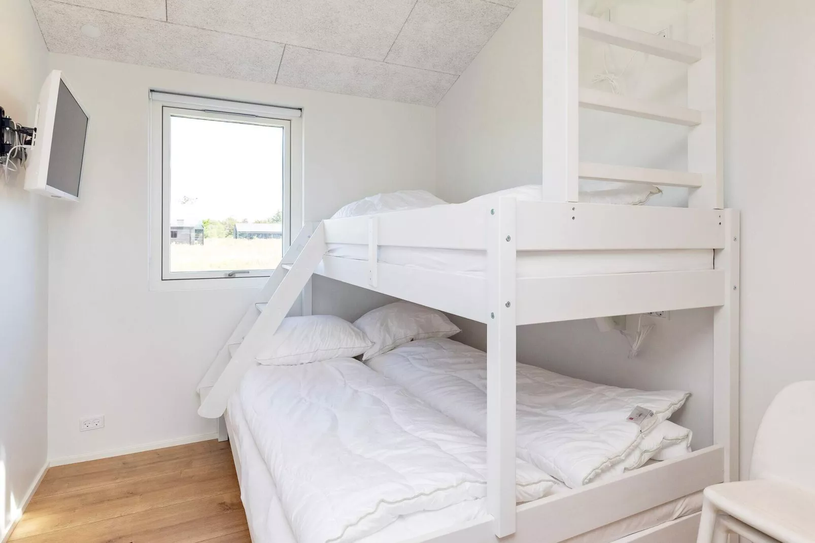 12 person holiday home in Jerup-By Traum-Indoor