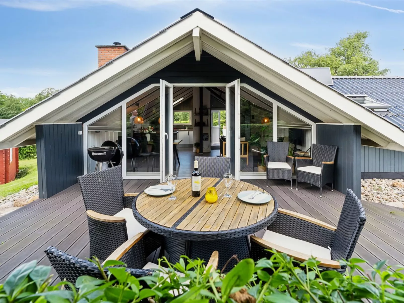 "Erke" - 800m from the sea