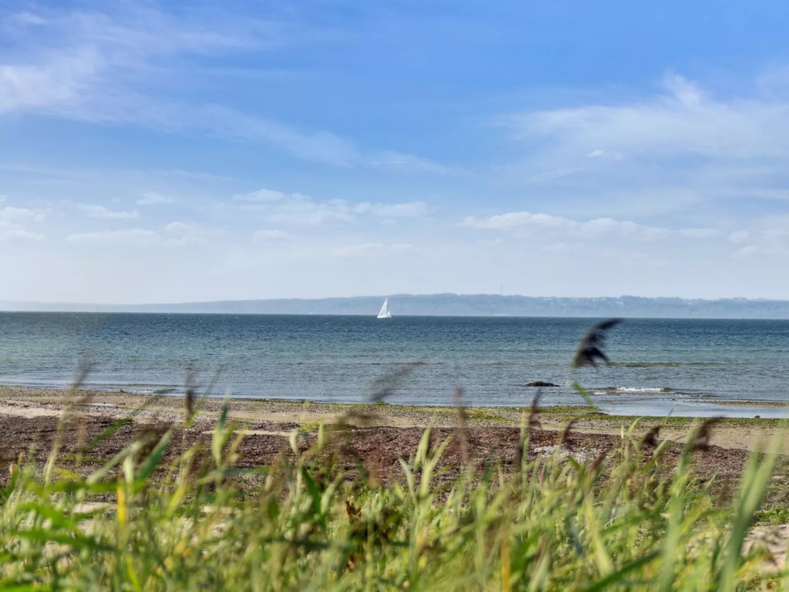 "Nilson" - 50m from the sea