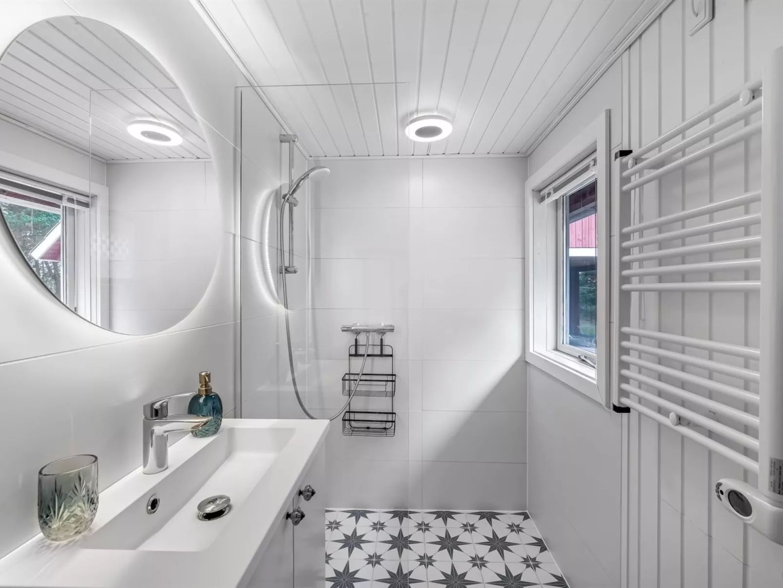 "Knud" - 2.5km from the sea