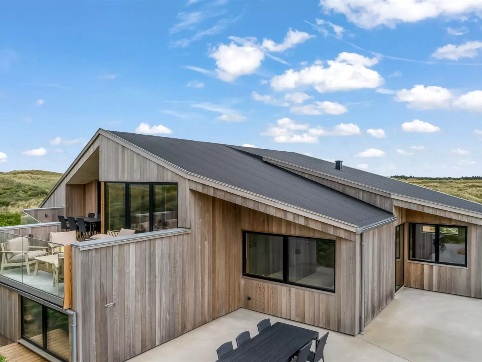 "Tamina" - 50m from the sea