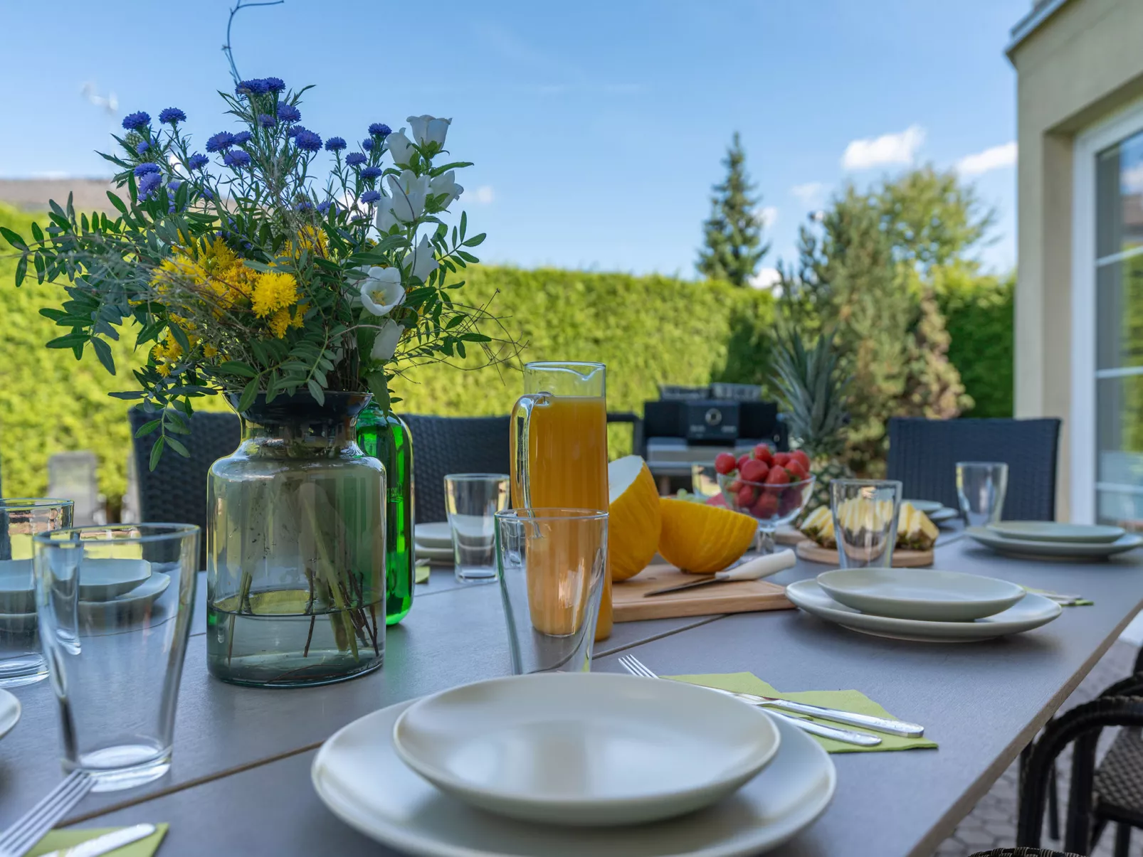 Garden & Terrace Villa-Draußen