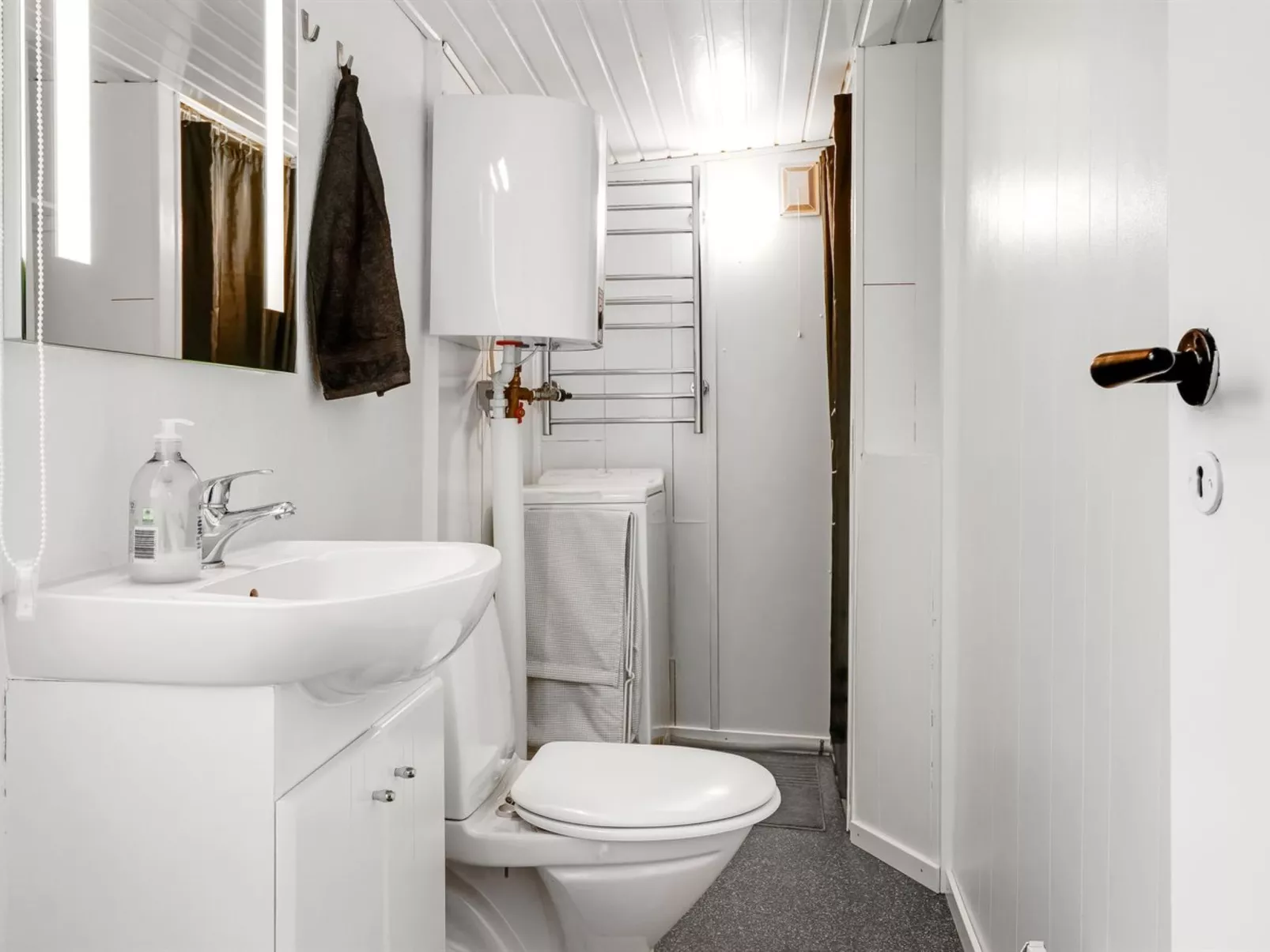 "Manina" - 230m from the sea