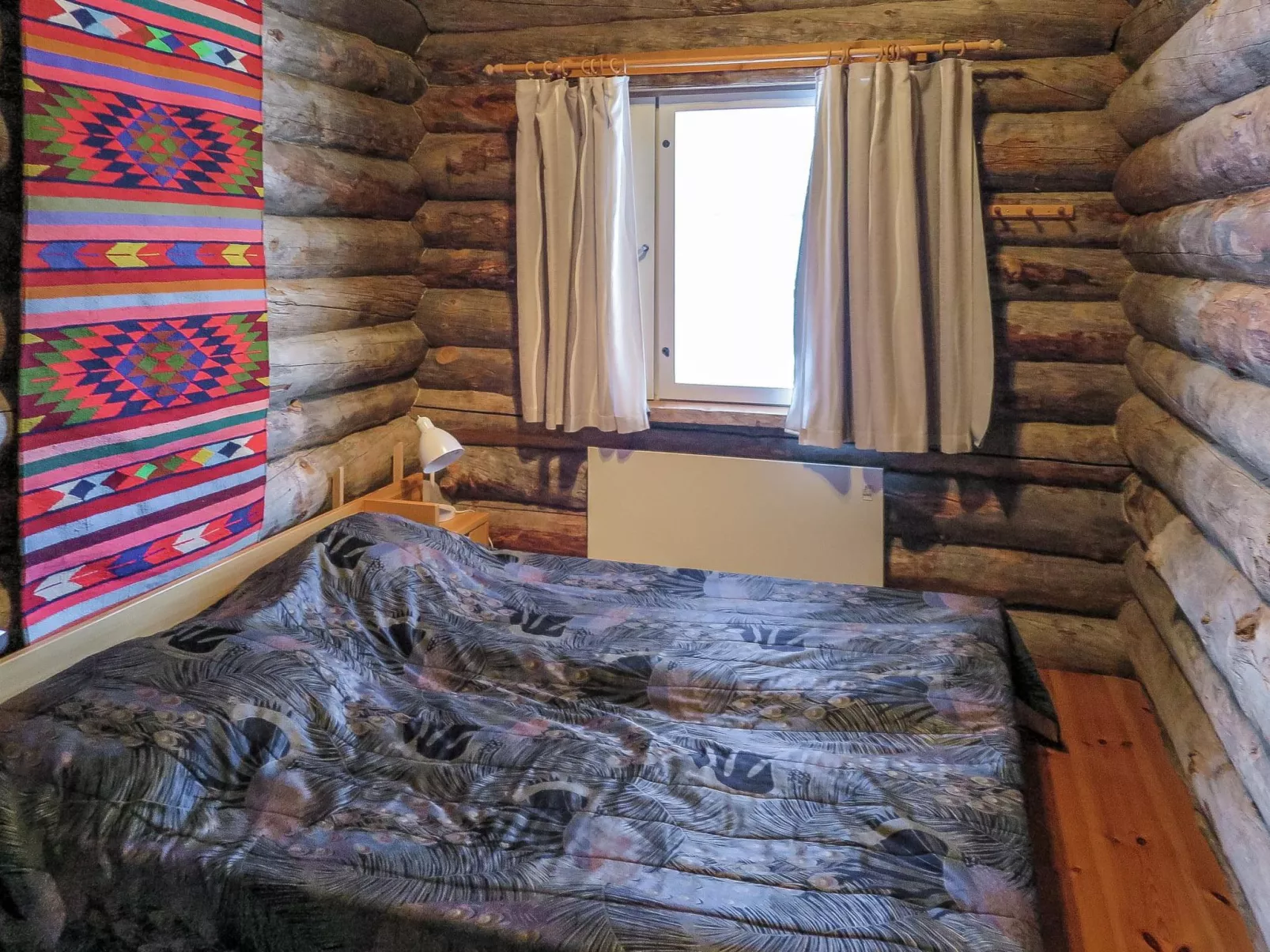 Lomaylläs a 13 / hotellintie 1 a