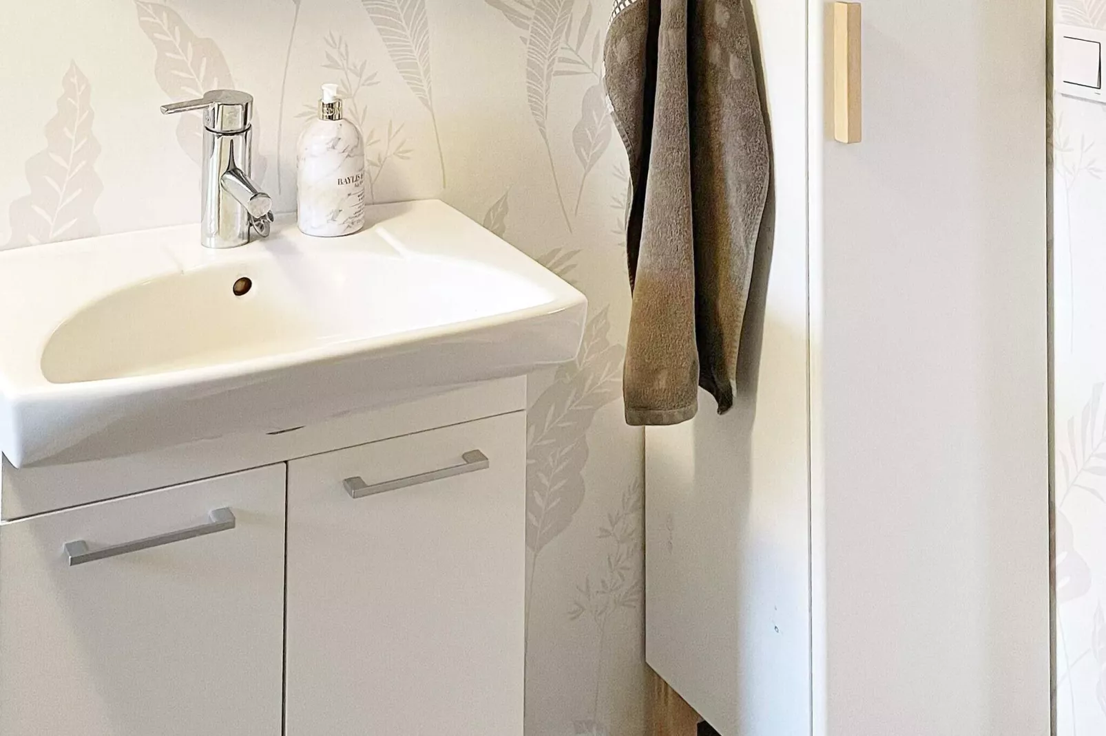 5 person holiday home in ENVIKEN-By Traum-Indoor